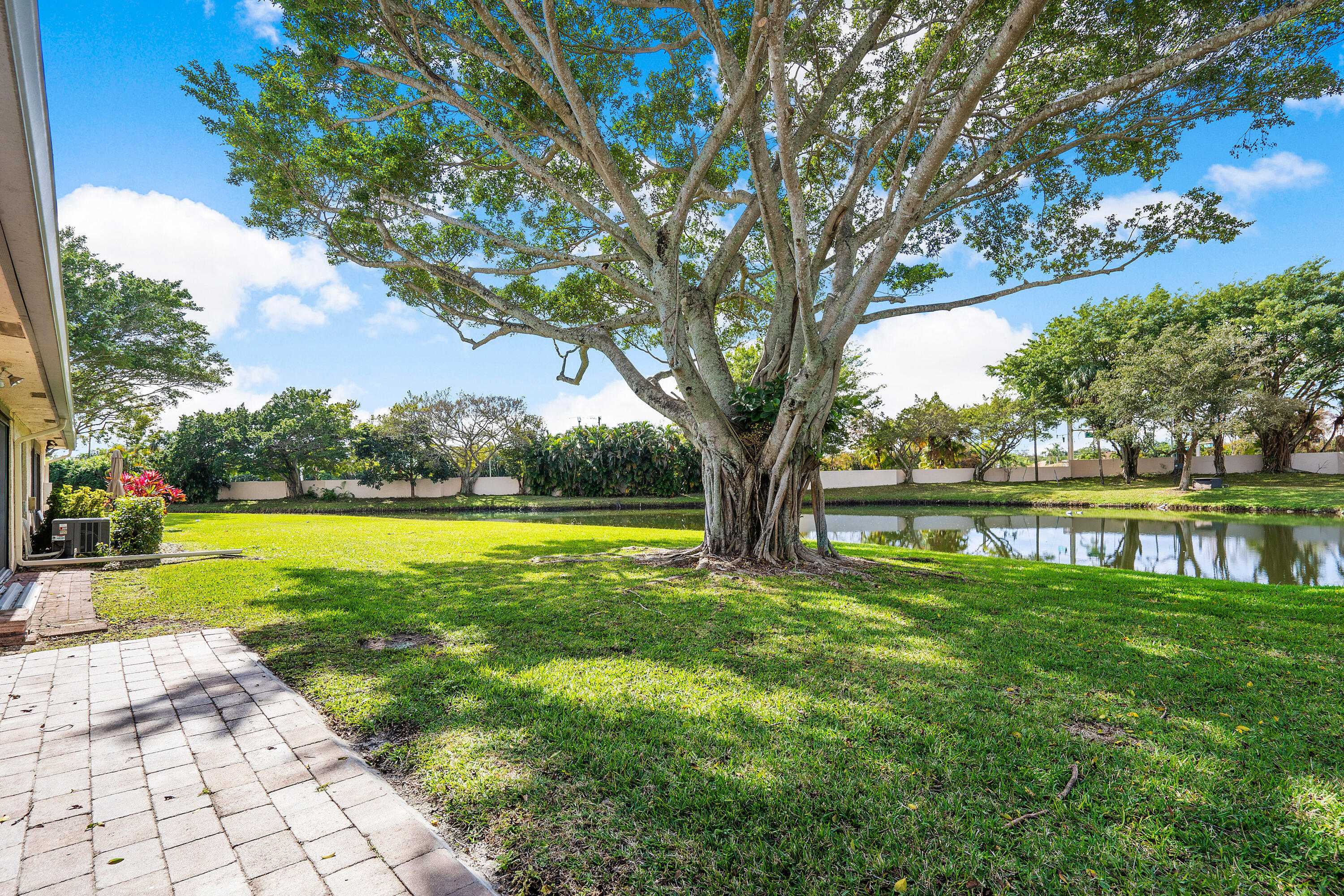8458 Boca Glades Boulevard E Property Photo 28