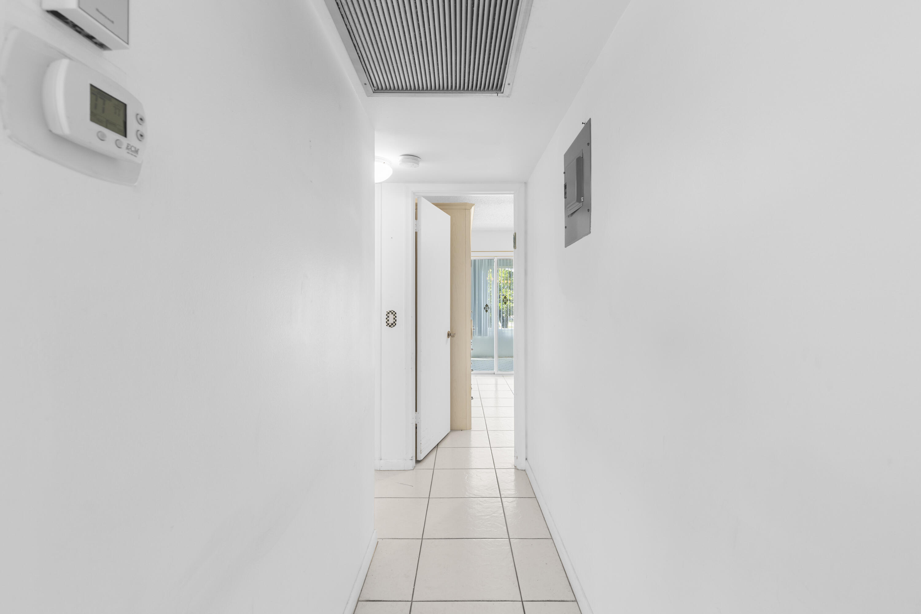 3043 Berkshire C Property Photo 10