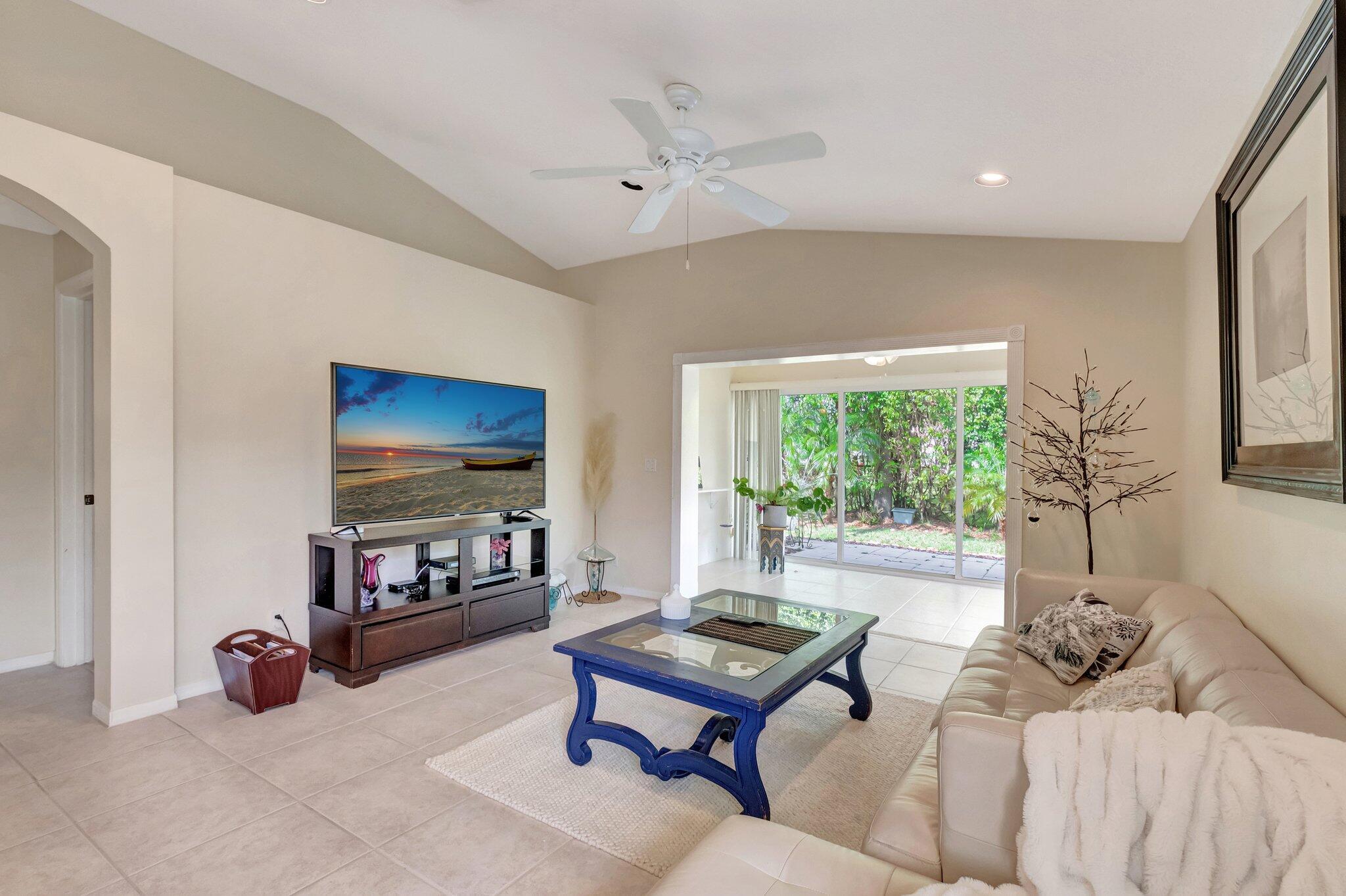 14211 W La Sedona Circle Property Photo 13