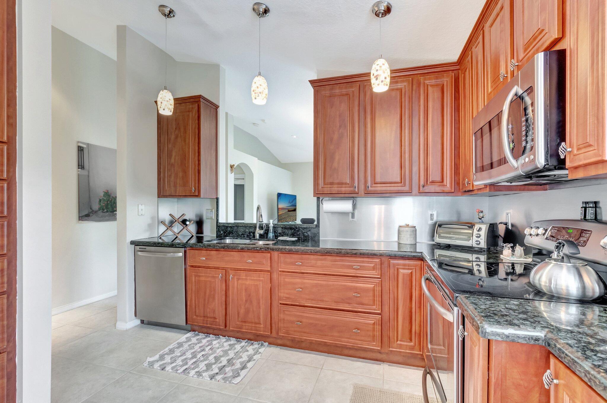 14211 W La Sedona Circle Property Photo 16