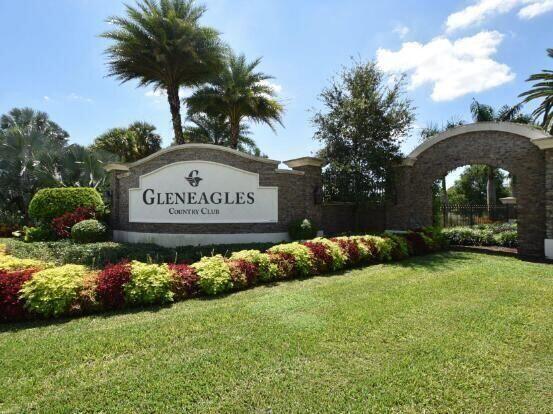 7449 Glendevon Lane 106 Property Photo 2