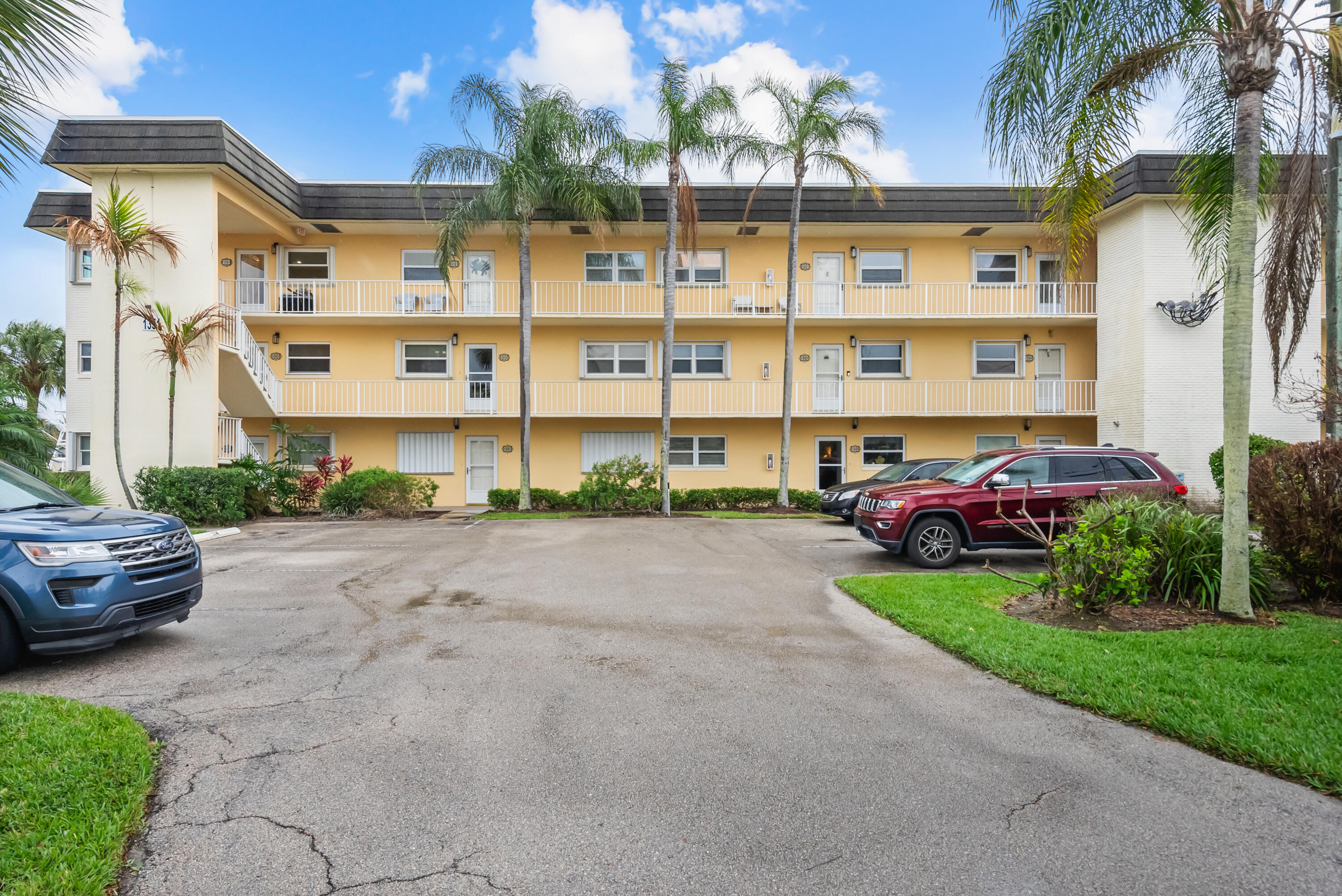 1351 Bayshore Drive 304 Property Photo 1