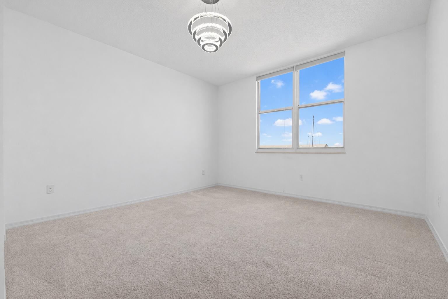 806 E Windward Way 403 Property Photo 19