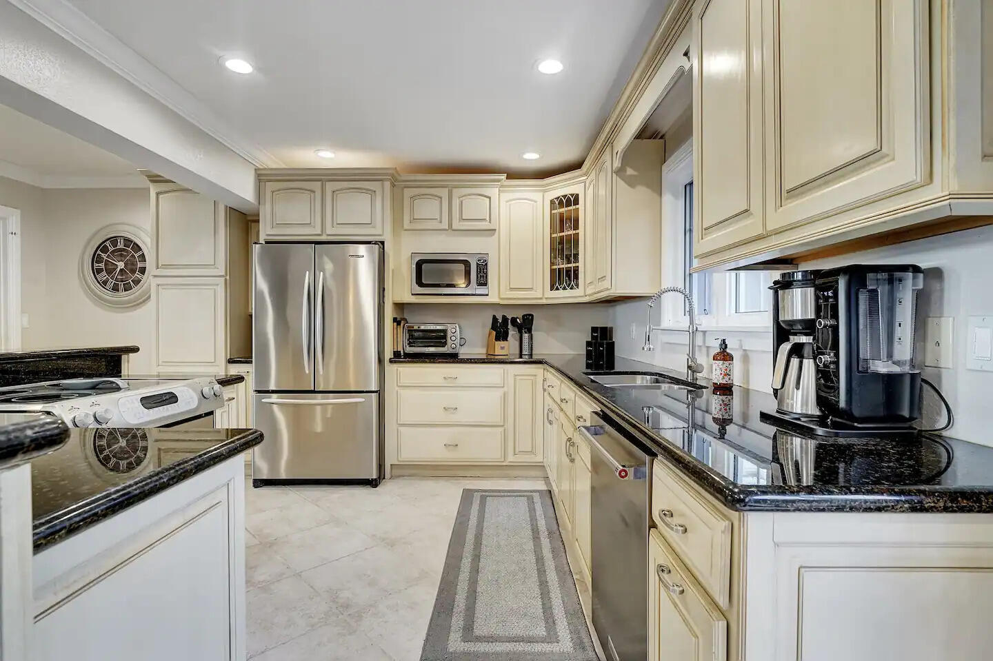 5574 Lake Osborne Drive Property Photo 10