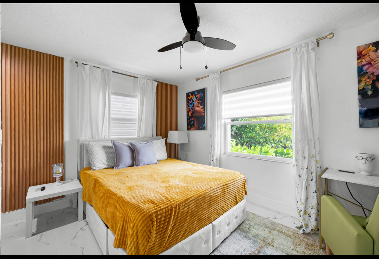 12417 S Indian River Drive Property Photo 5