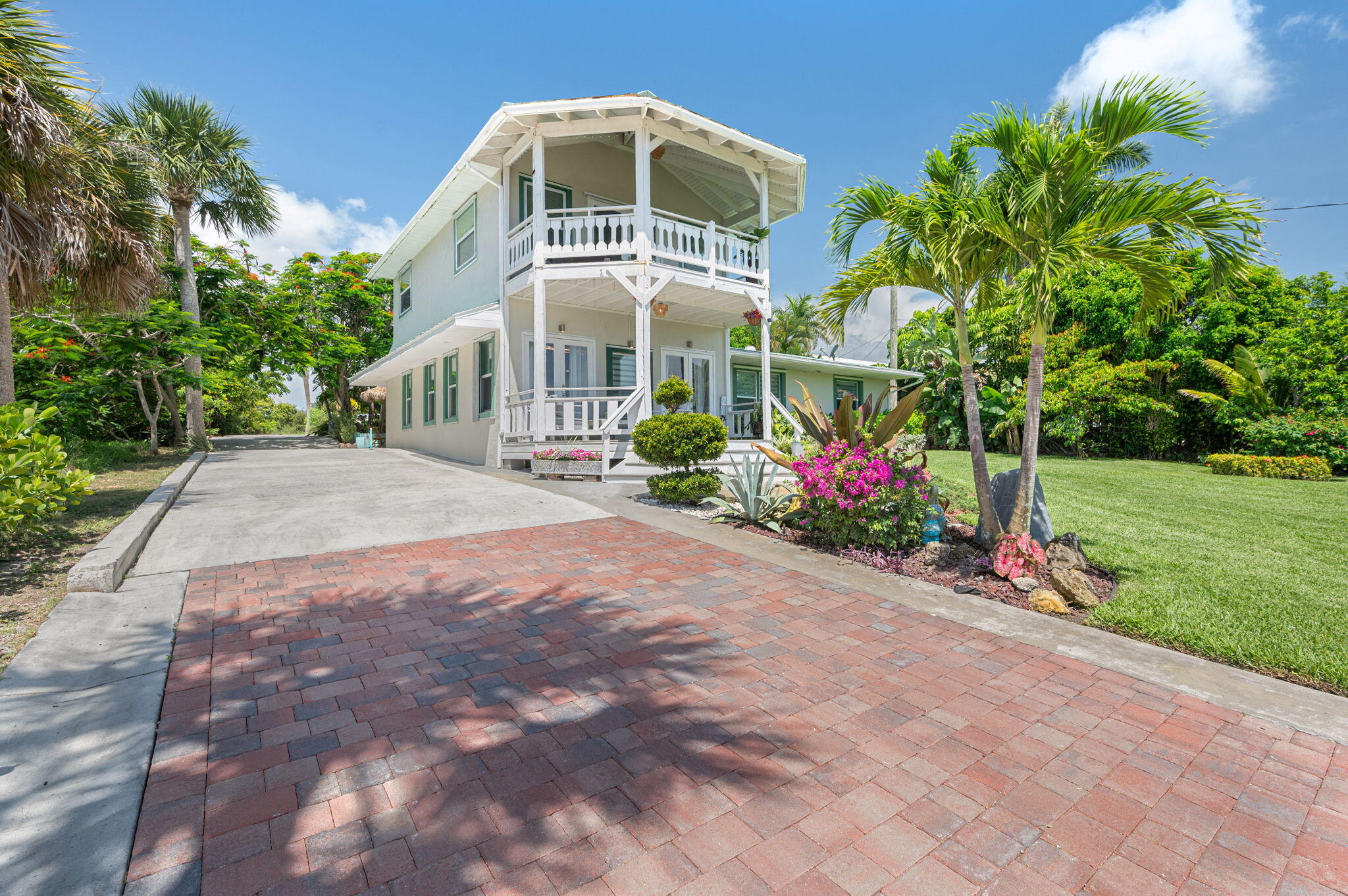 12417 S Indian River Drive Property Photo 10