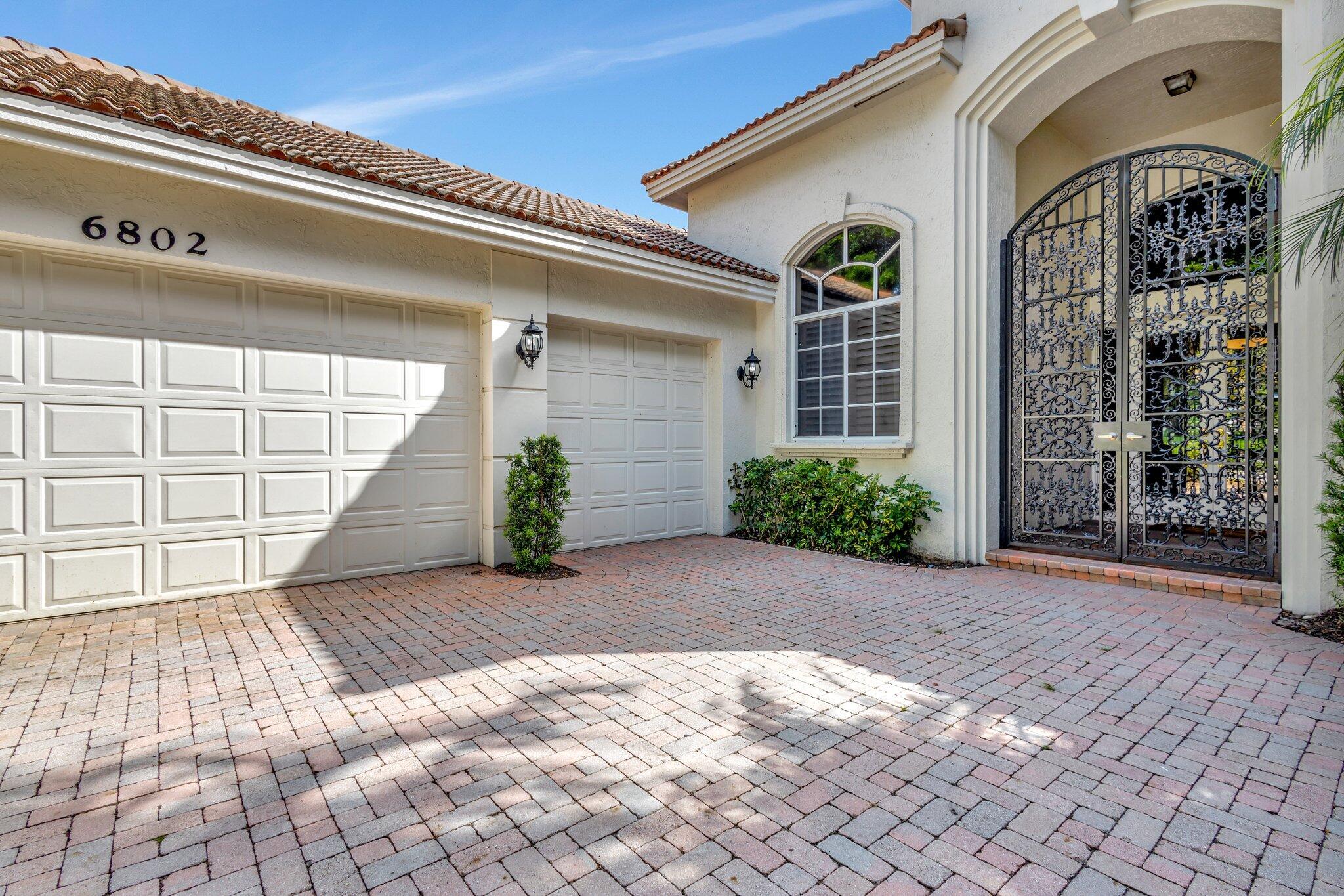 6802 Casa Grande Way Property Photo 3