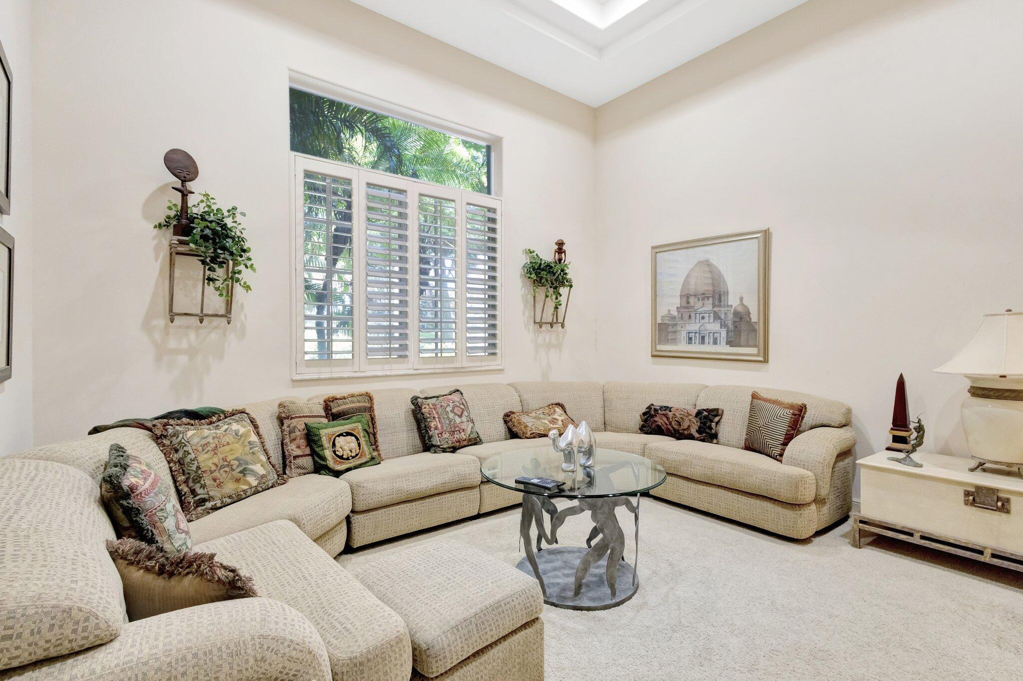 6802 Casa Grande Way Property Photo 8