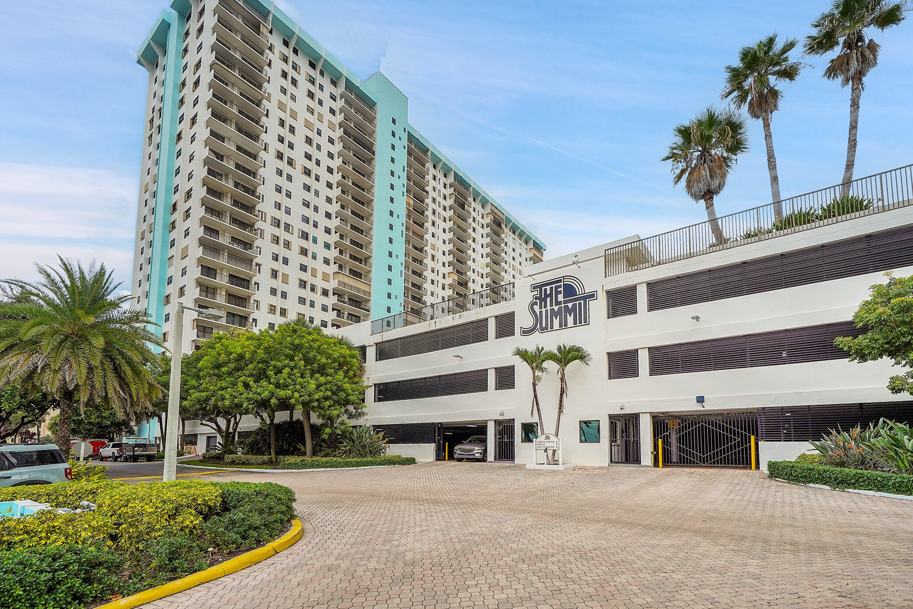 1201 S Ocean Drive 506s Property Photo 1