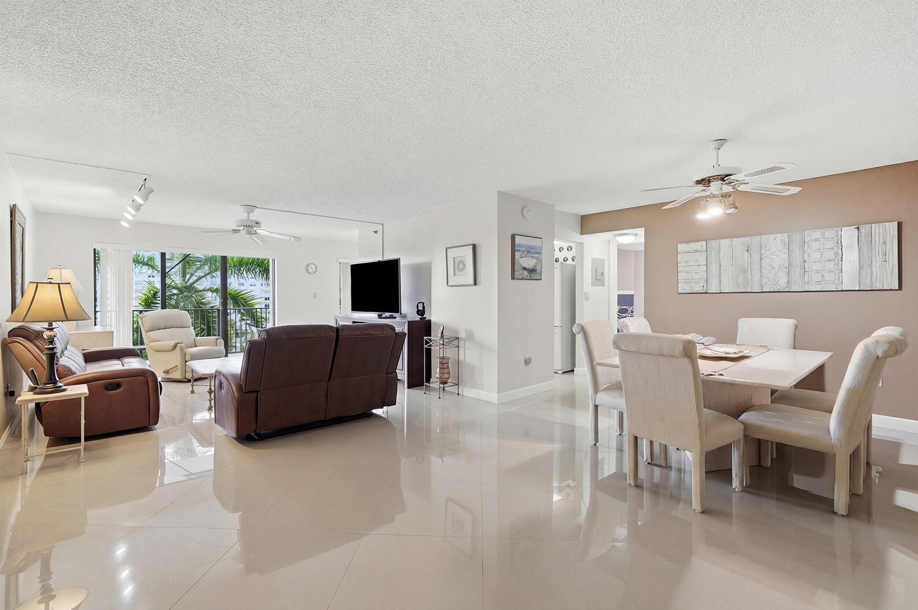 1201 S Ocean Drive 506s Property Photo 12