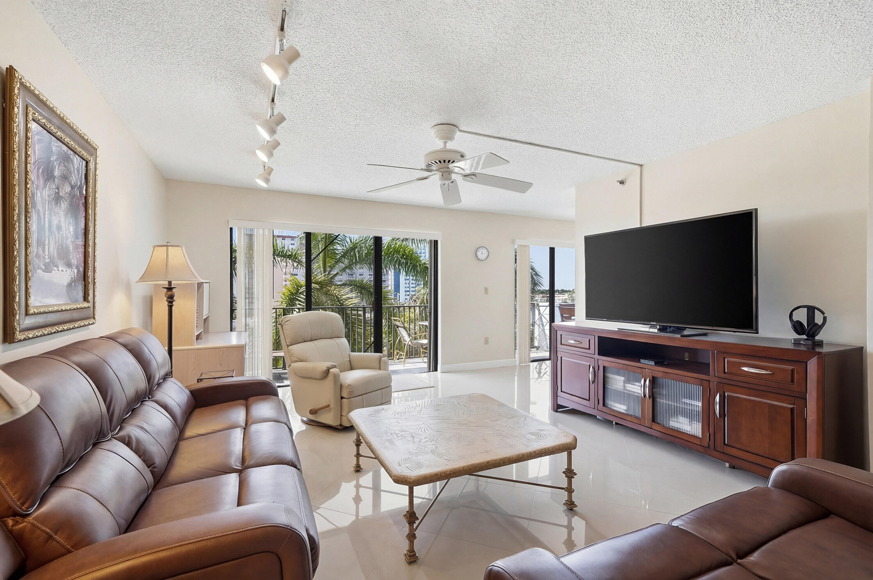 1201 S Ocean Drive 506s Property Photo 16