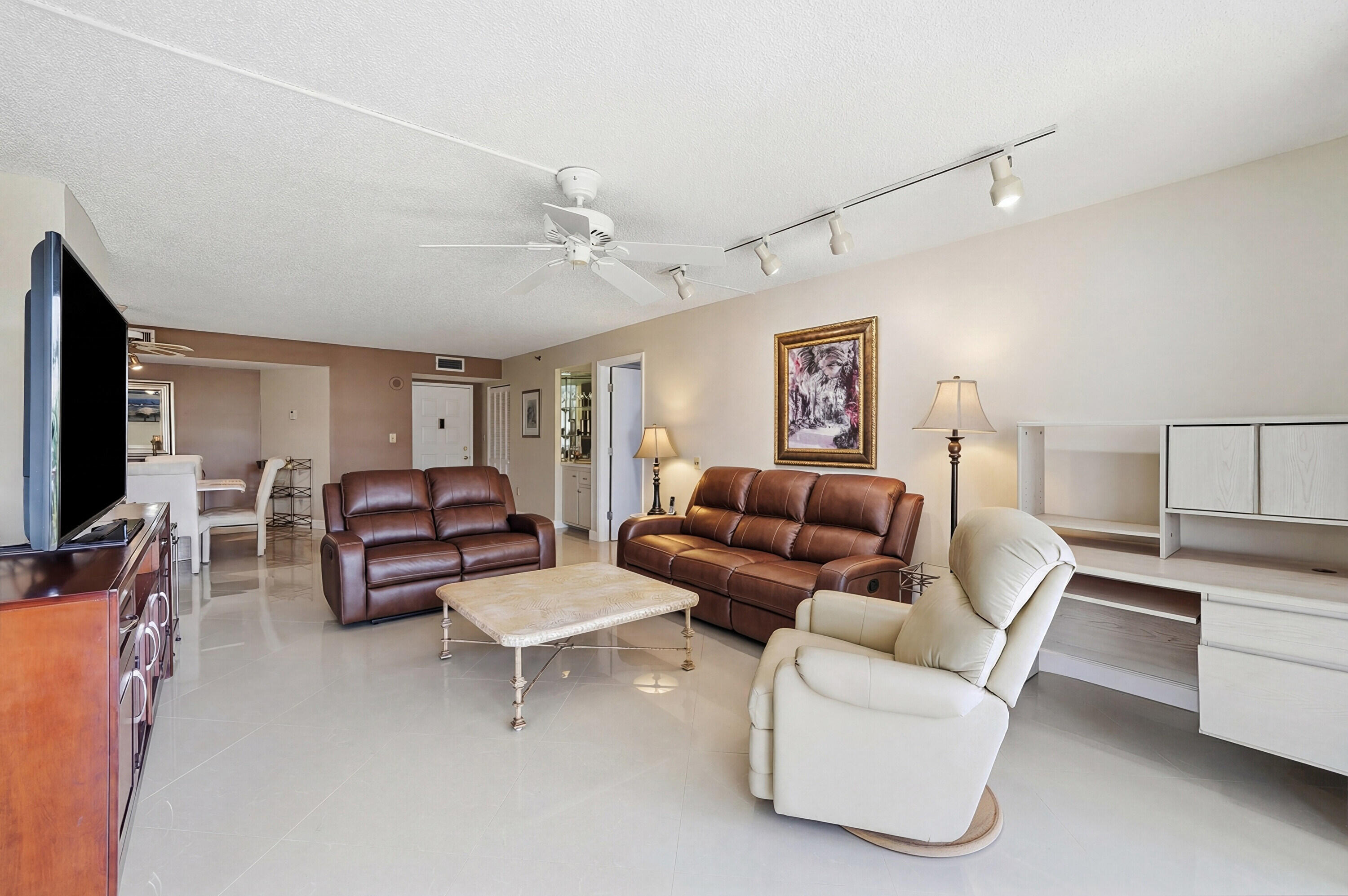 1201 S Ocean Drive 506s Property Photo 19