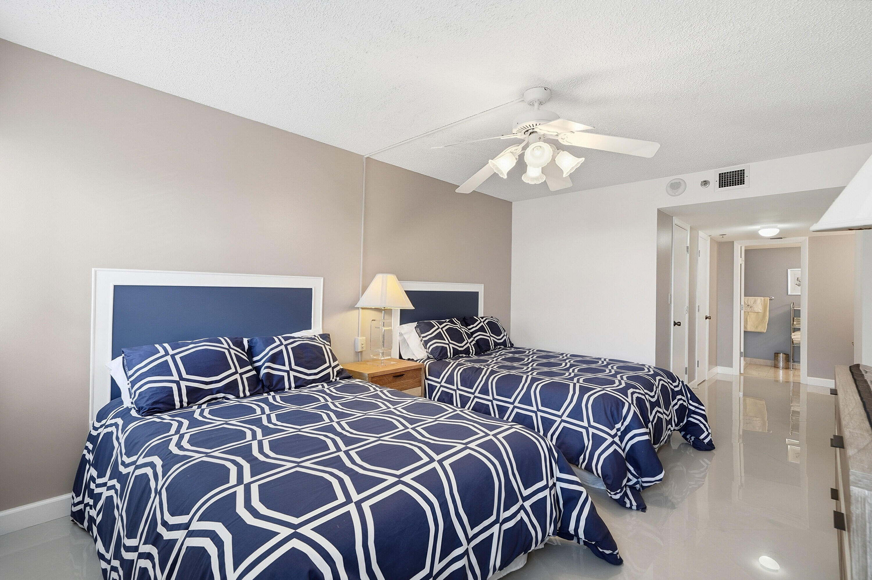1201 S Ocean Drive 506s Property Photo 23
