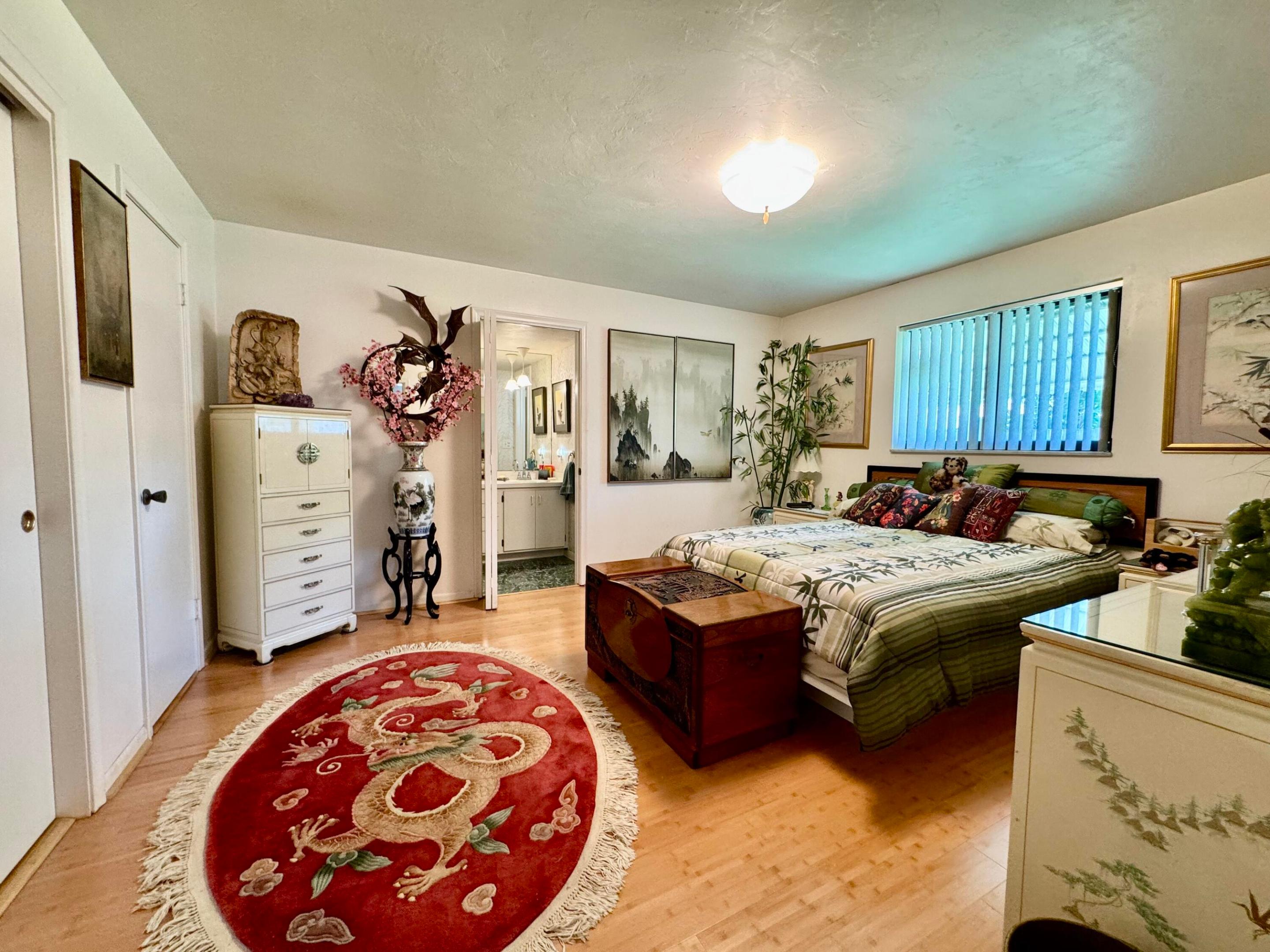 3510 Taft Street Property Photo 11