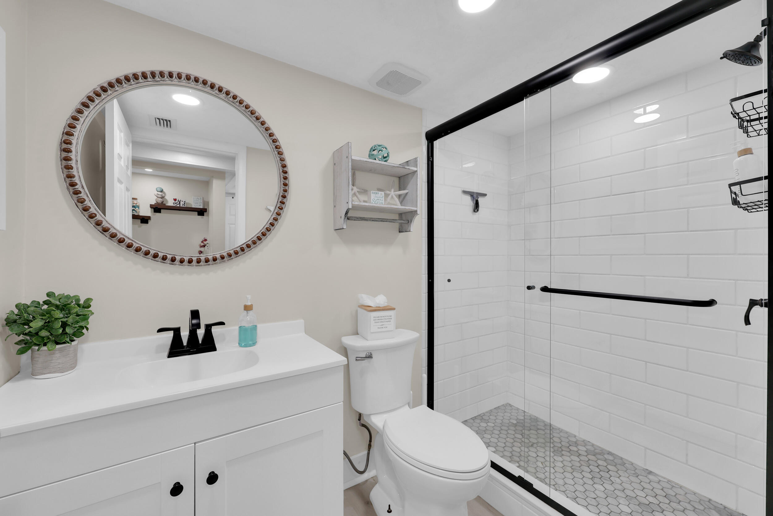 2400 S Ocean Drive V-211 Property Photo 12