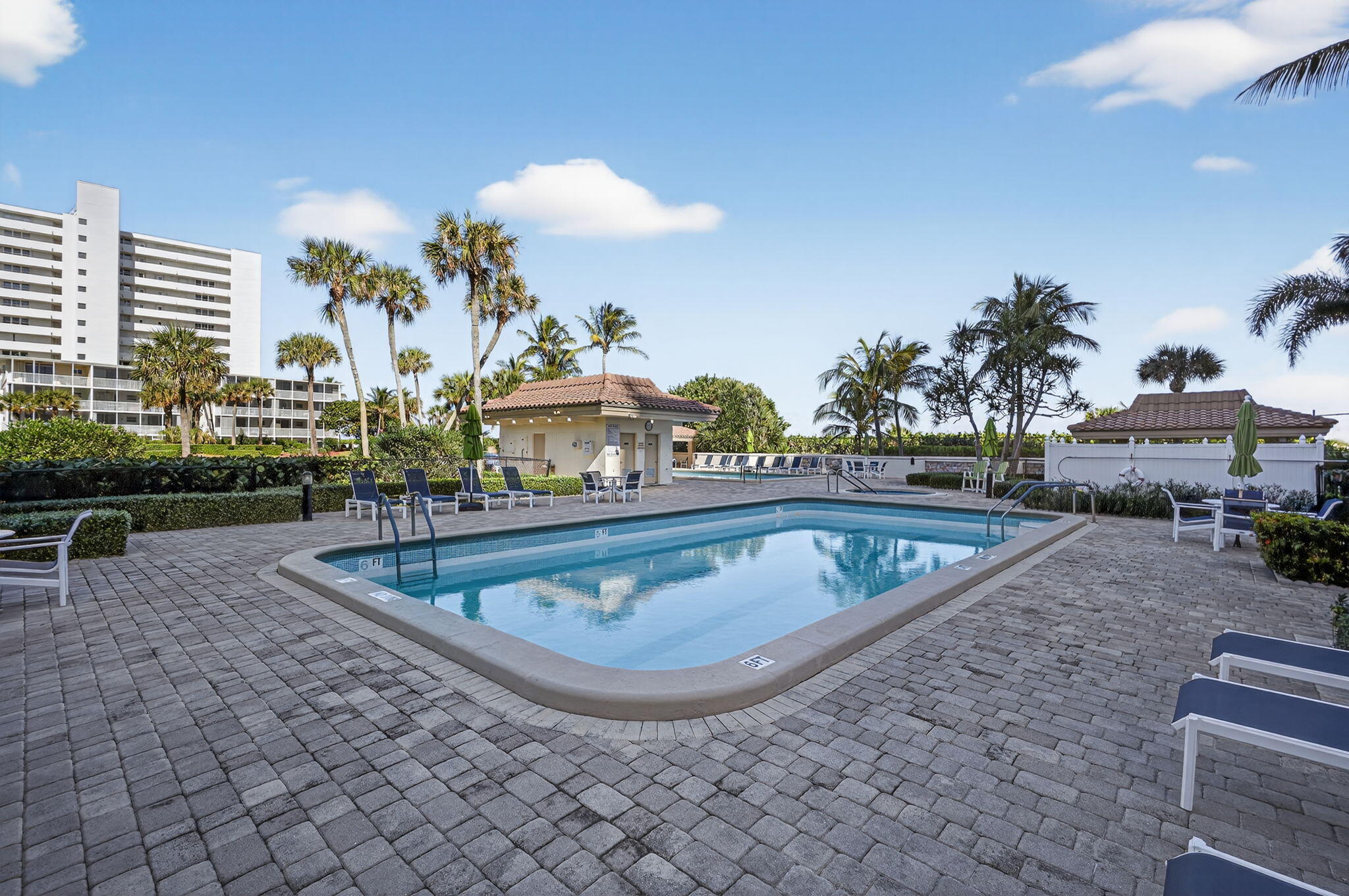 3400 N Ocean Drive 408 Property Photo 24