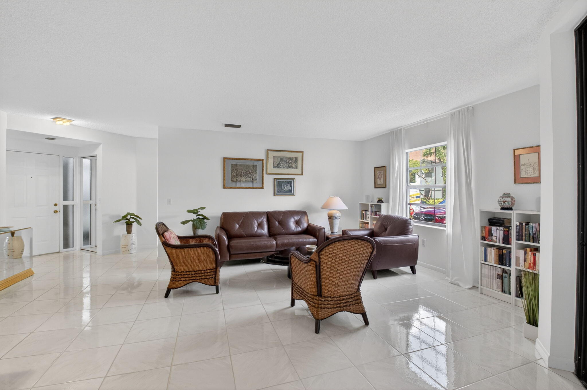 5226 Europa Drive H Property Photo 7
