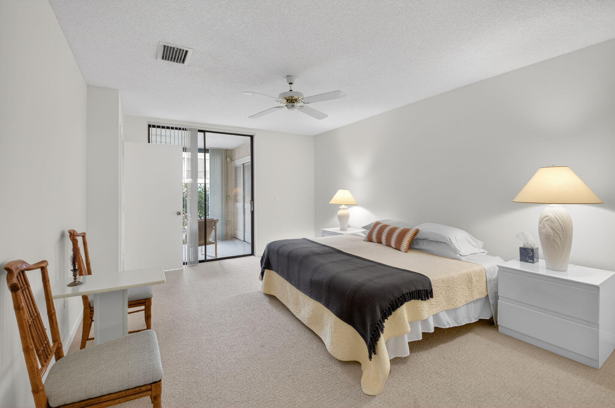 5226 Europa Drive H Property Photo 15