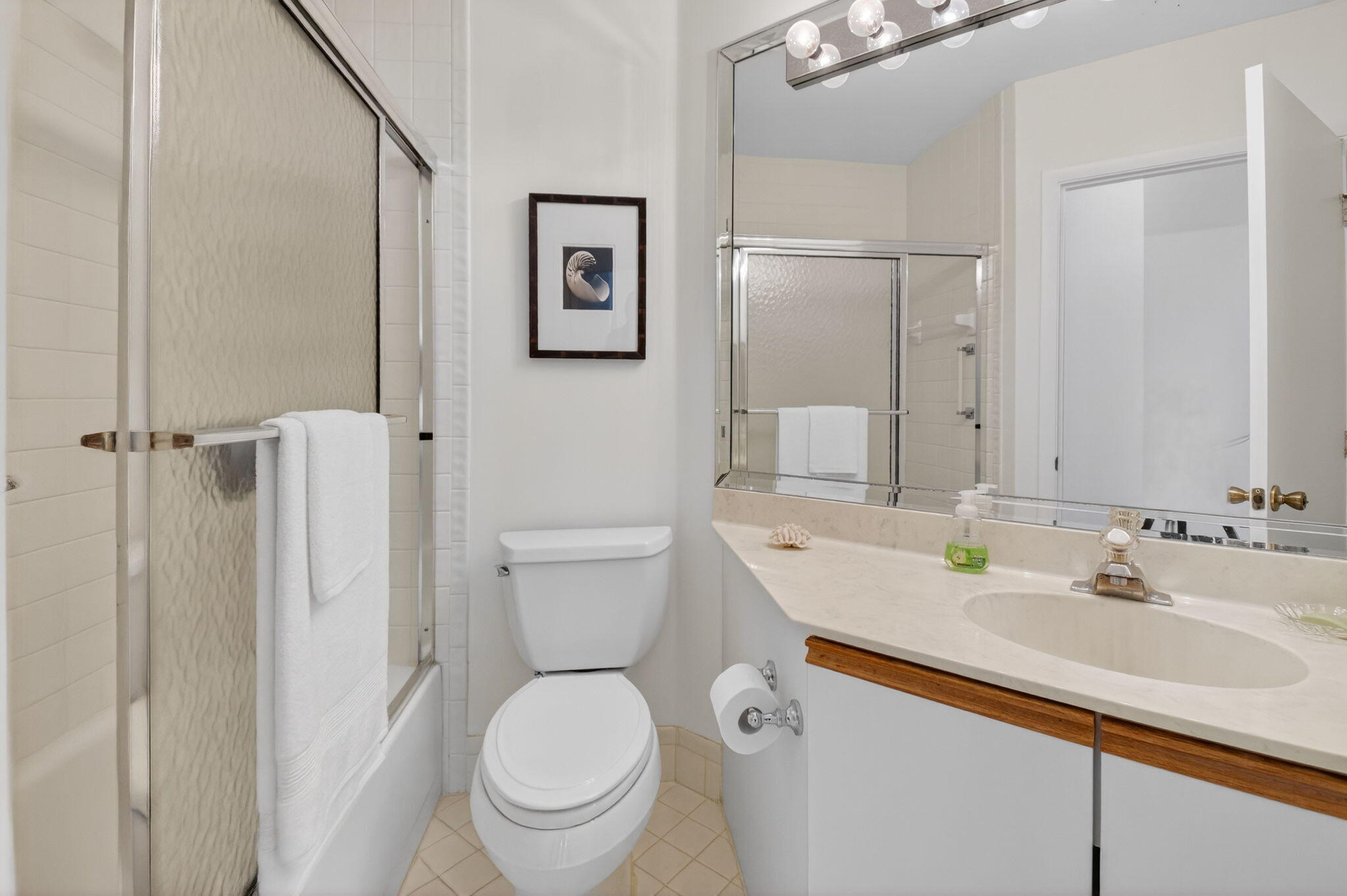 5226 Europa Drive H Property Photo 21