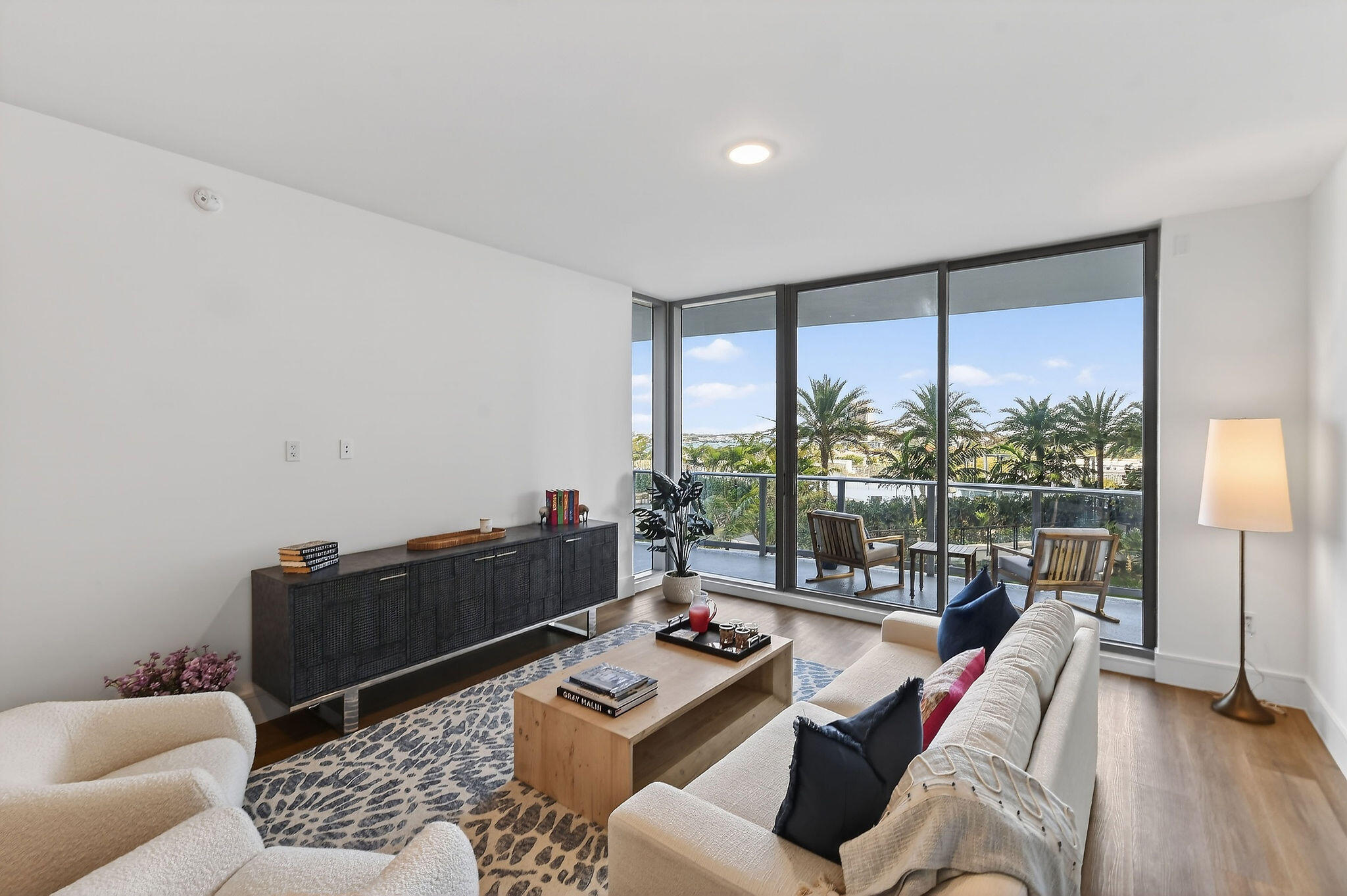 220 Lake Shore Drive 715 Property Photo 7