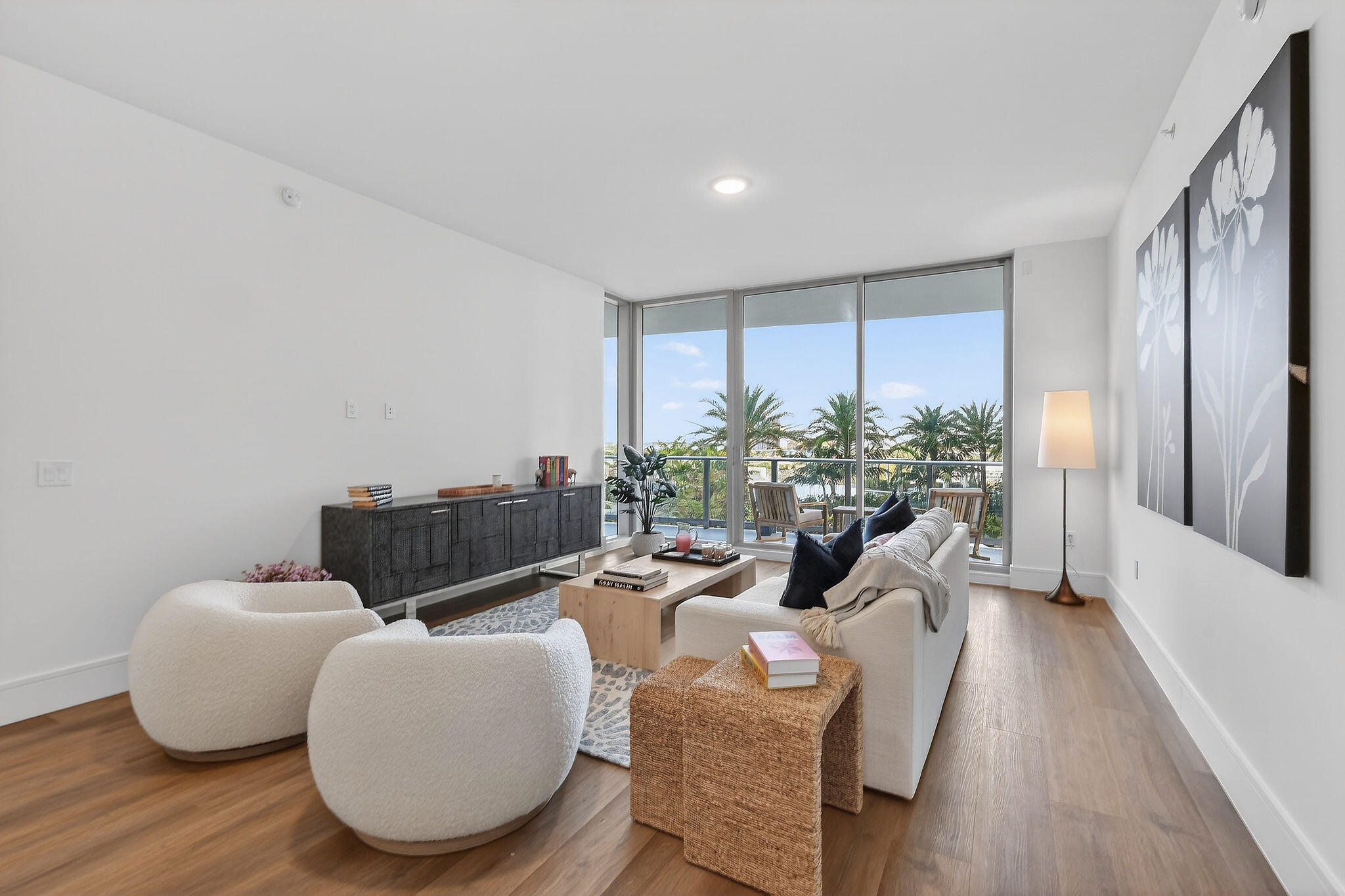220 Lake Shore Drive 715 Property Photo 8