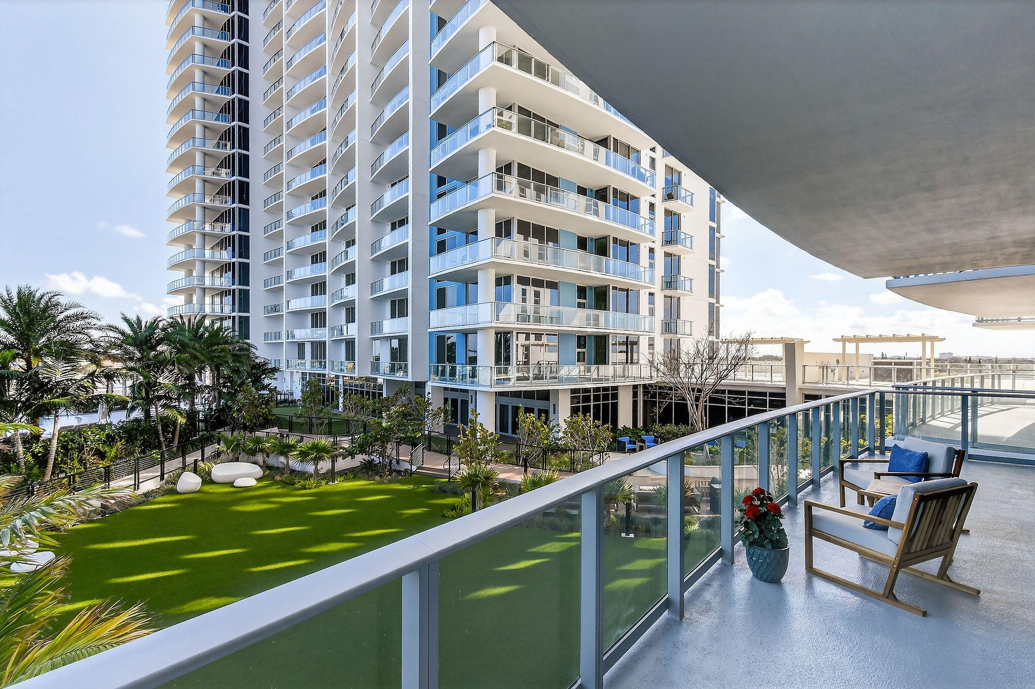 220 Lake Shore Drive 715 Property Photo 11