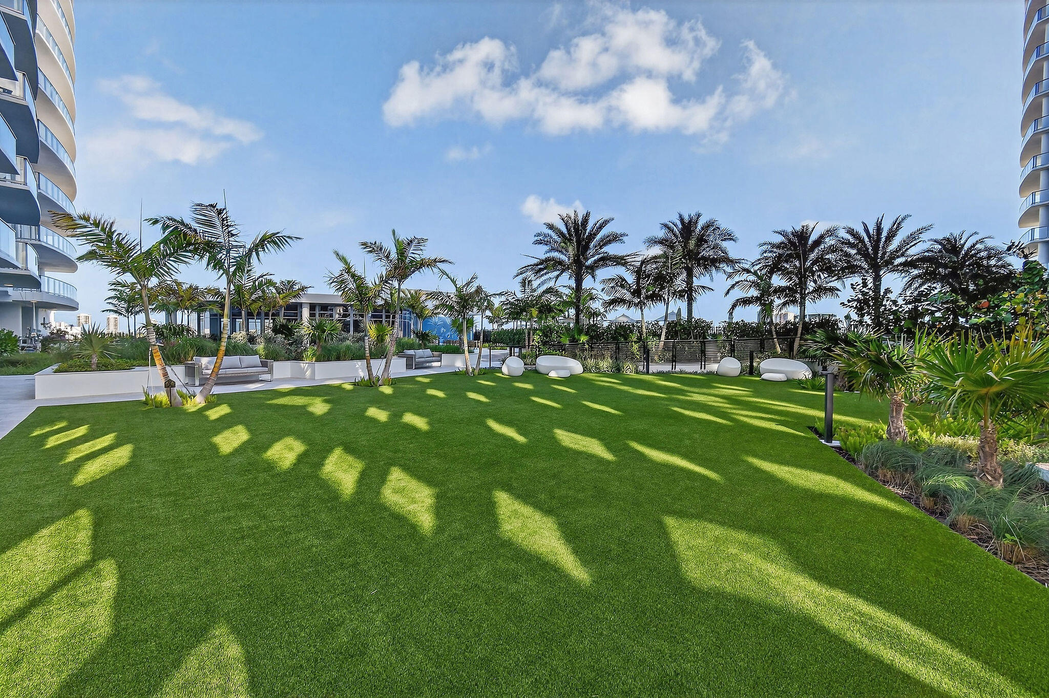 220 Lake Shore Drive 715 Property Photo 14
