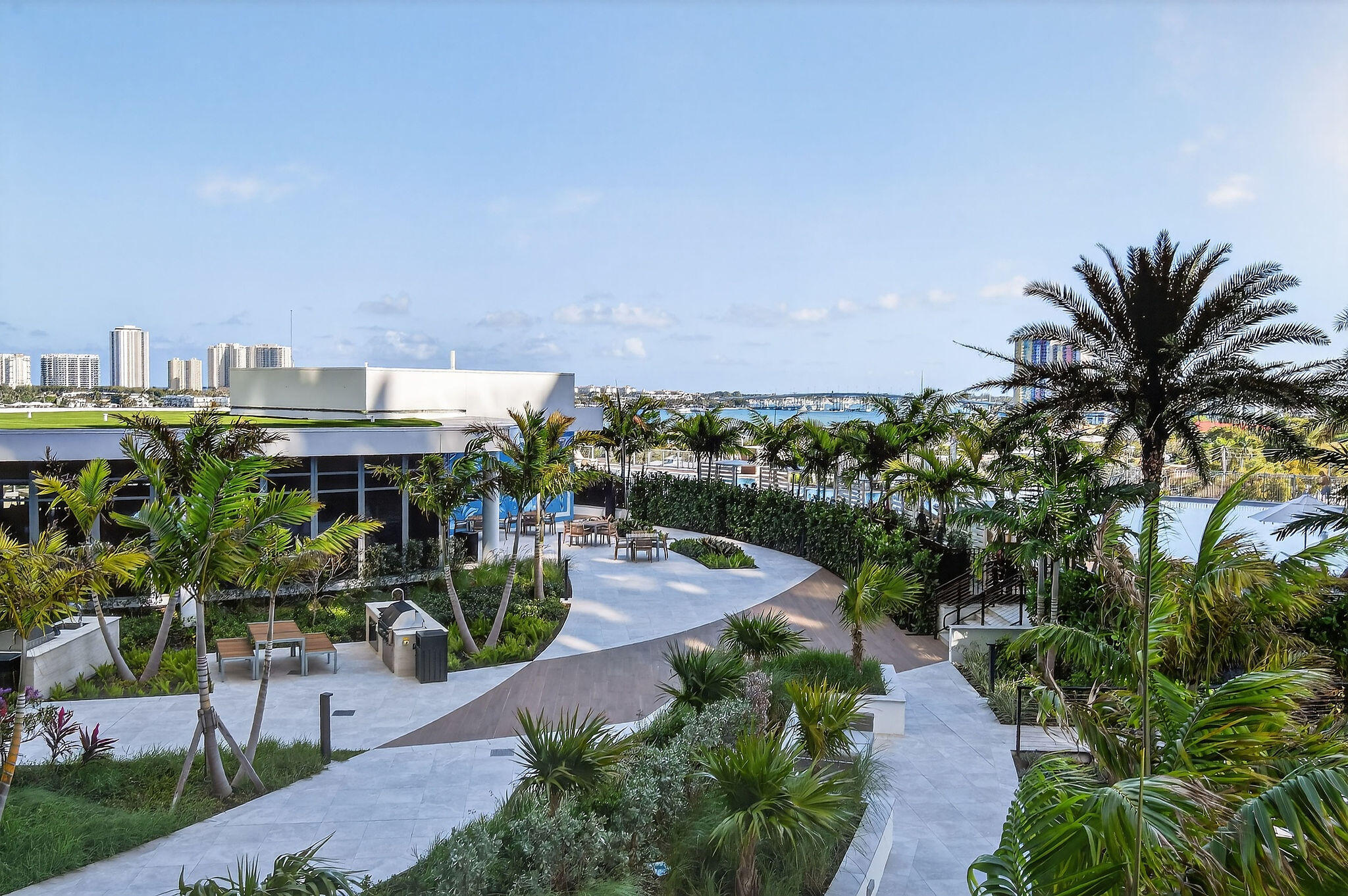 220 Lake Shore Drive 715 Property Photo 15