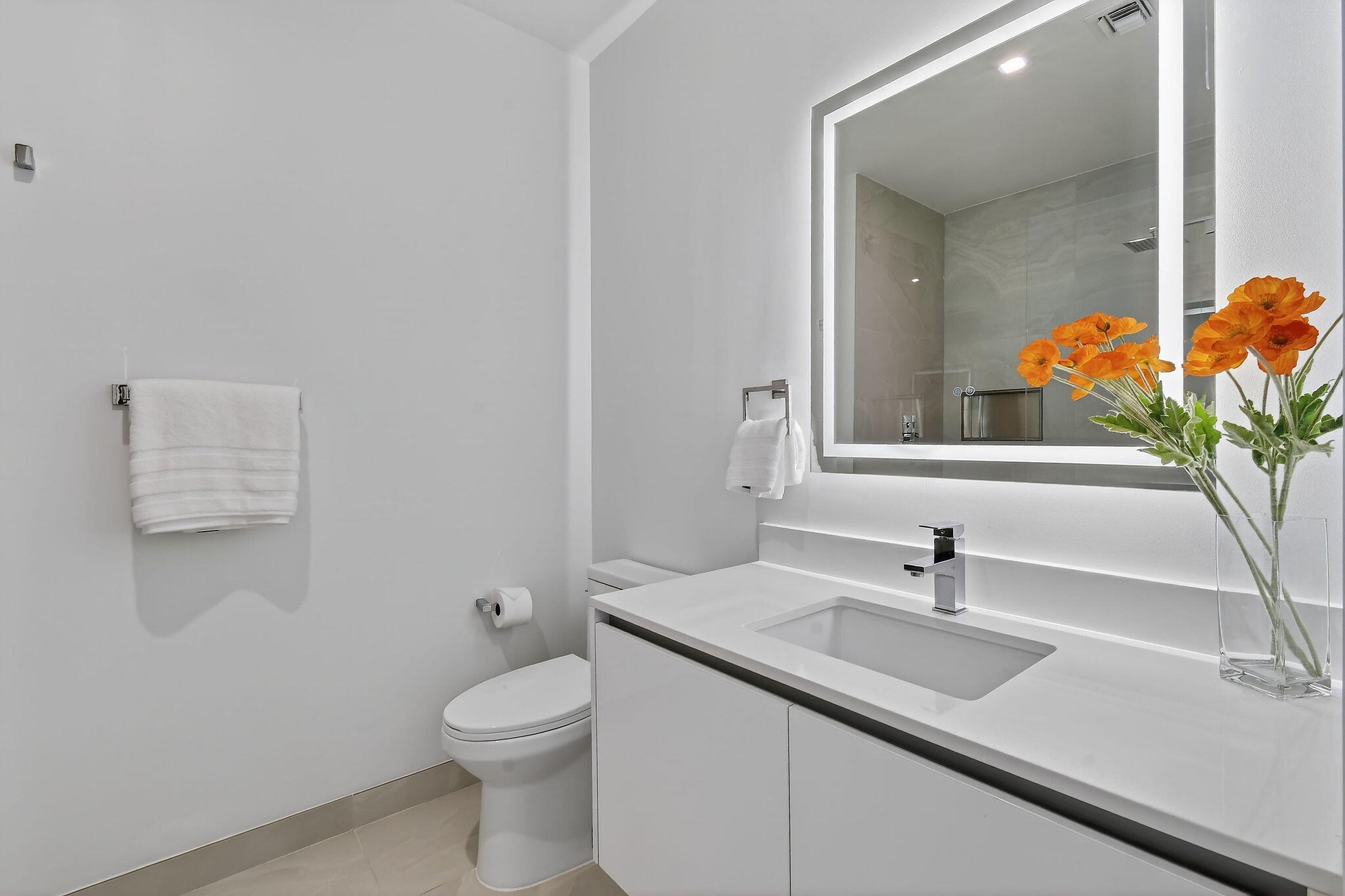 220 Lake Shore Drive 715 Property Photo 25