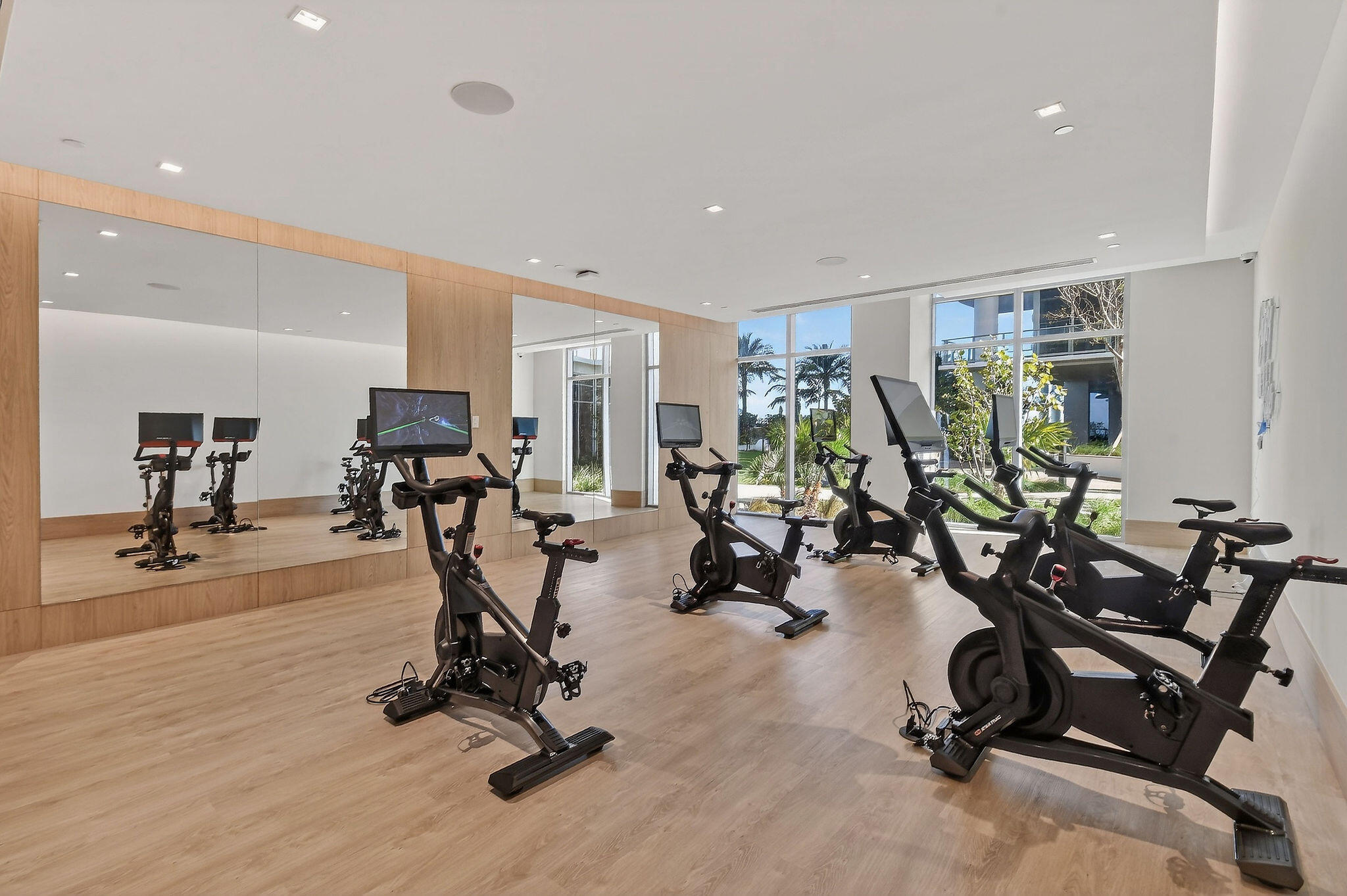 220 Lake Shore Drive 715 Property Photo 41