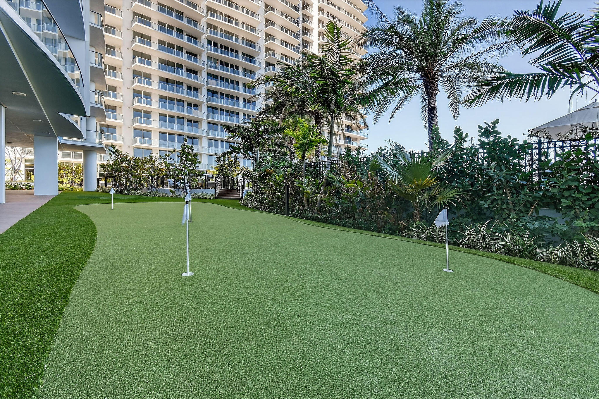 220 Lake Shore Drive 715 Property Photo 57