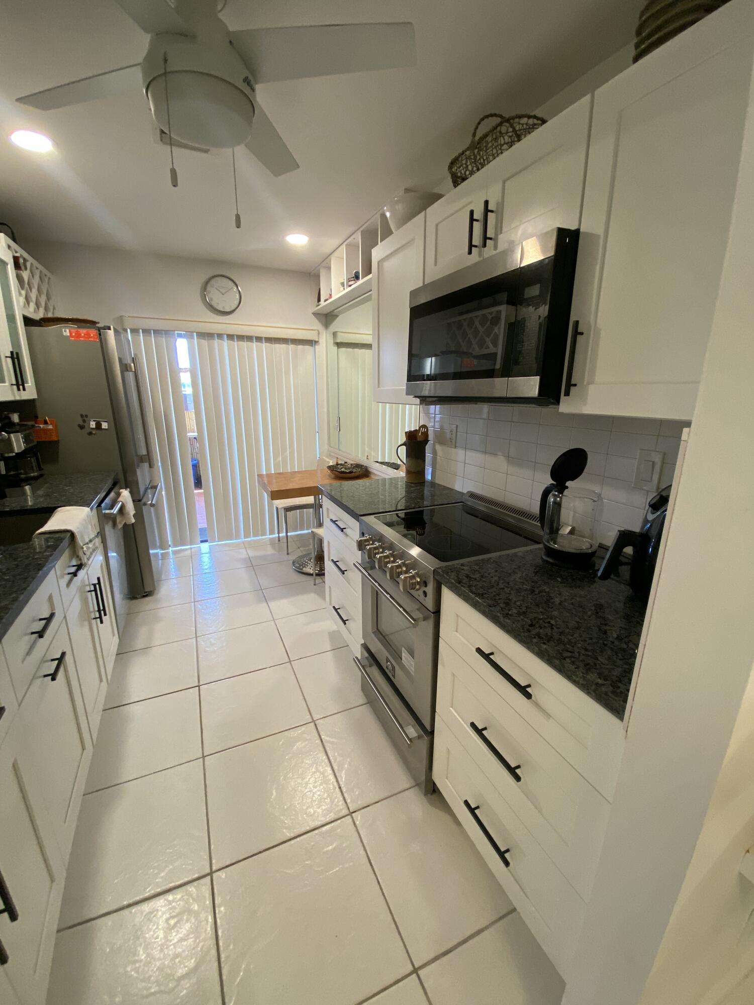 5061 Nesting Way D Property Photo 11