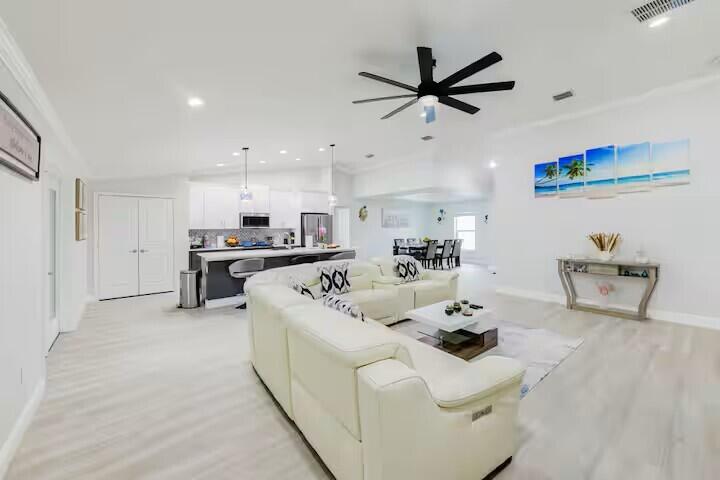 11038 Persimmon Boulevard Property Photo 4