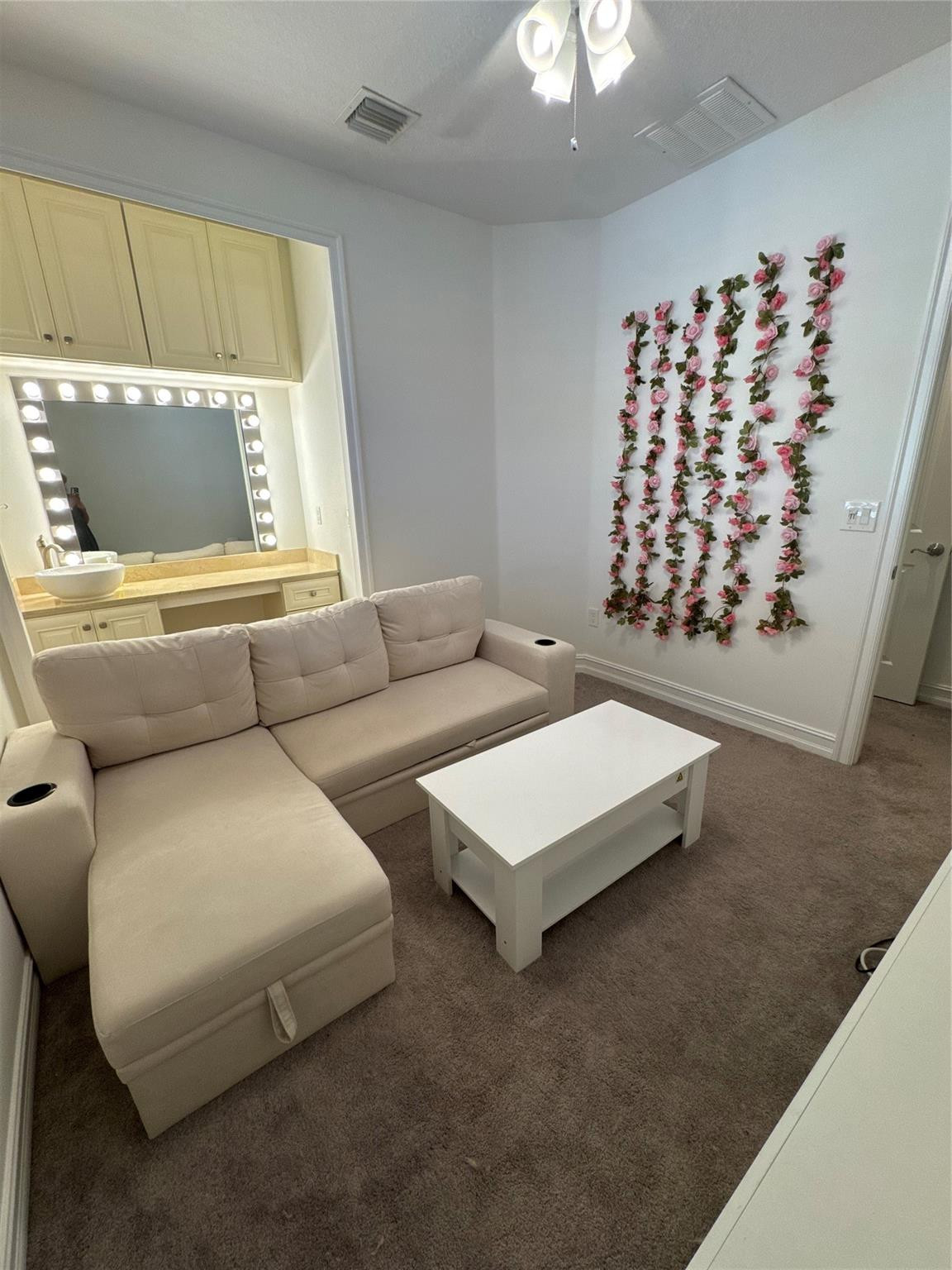 127 Riverwalk Circle W Property Photo 10