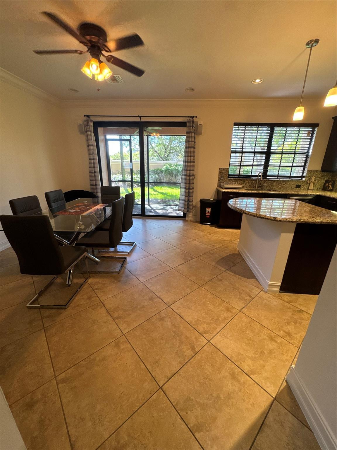 127 Riverwalk Circle W Property Photo 13
