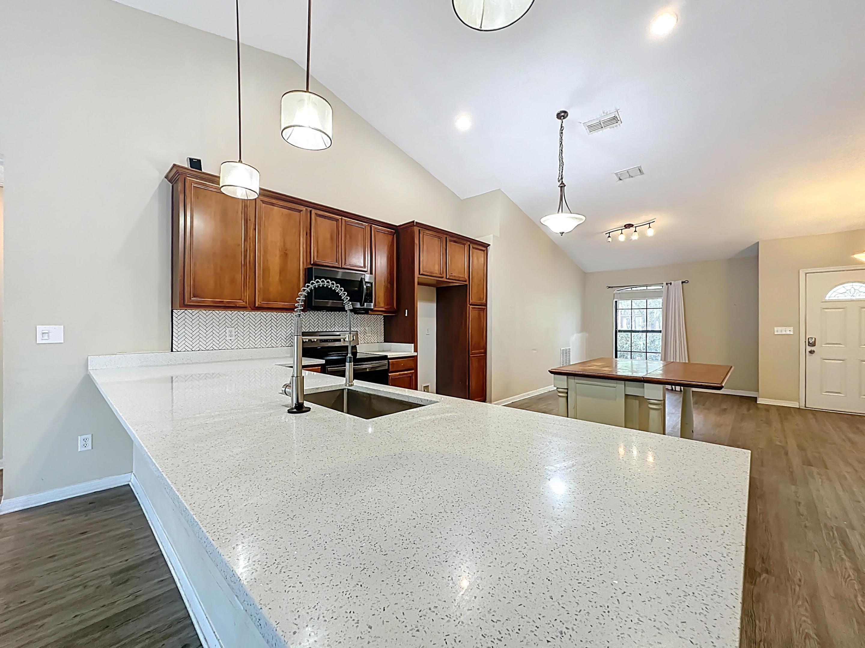 3371 Classic Oak Court Property Photo 10