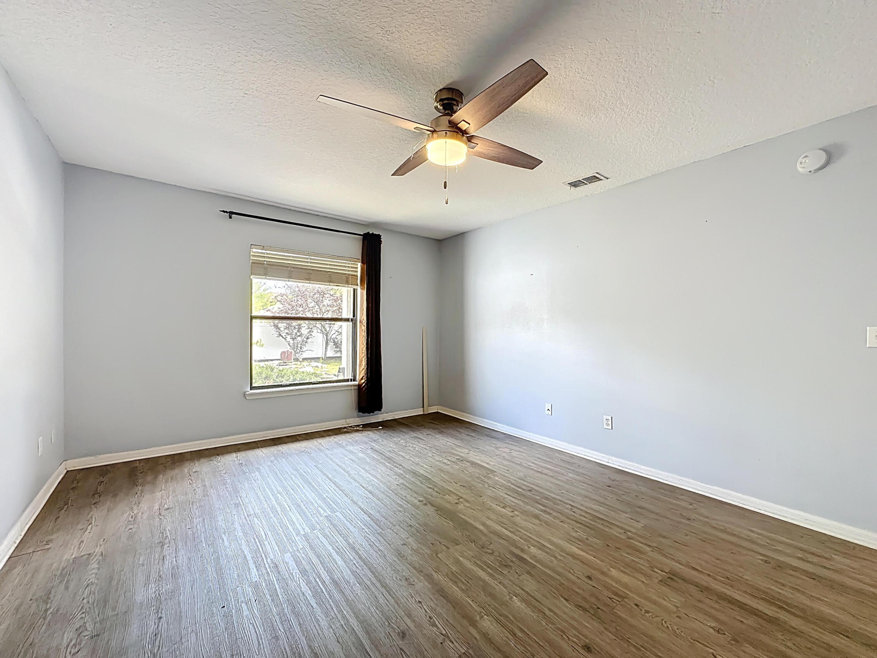 3371 Classic Oak Court Property Photo 23