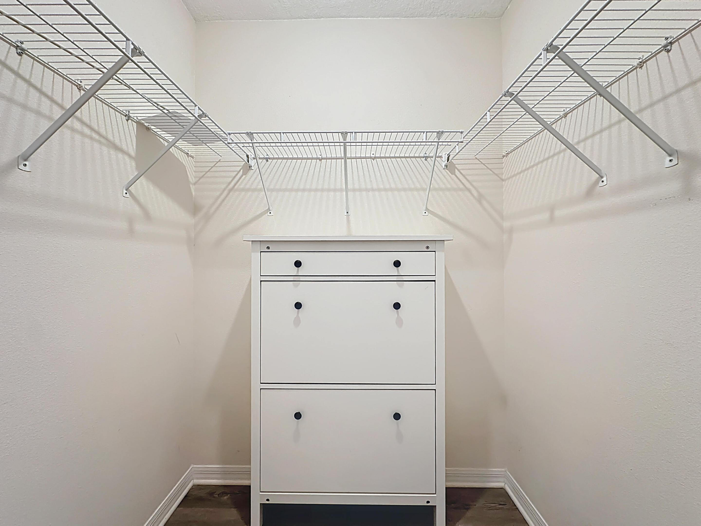 3371 Classic Oak Court Property Photo 26