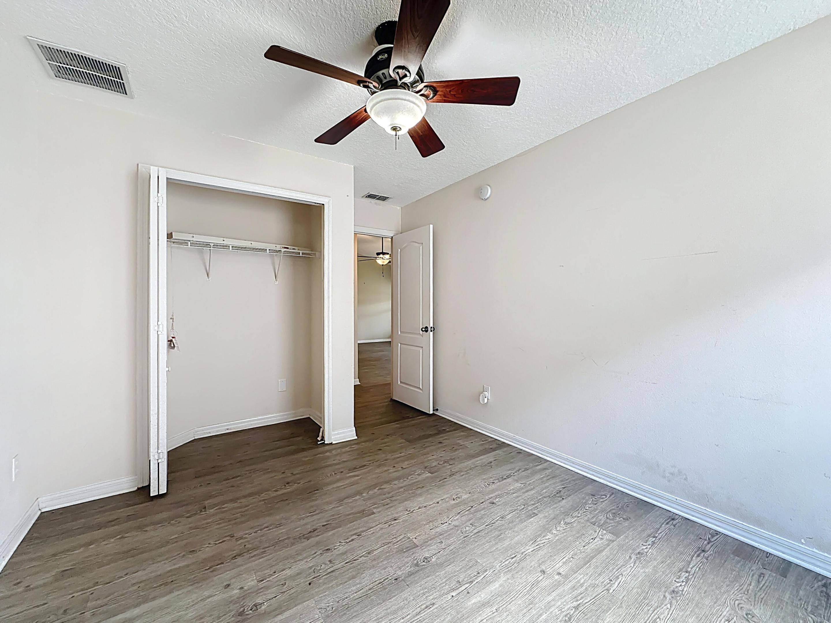 3371 Classic Oak Court Property Photo 34