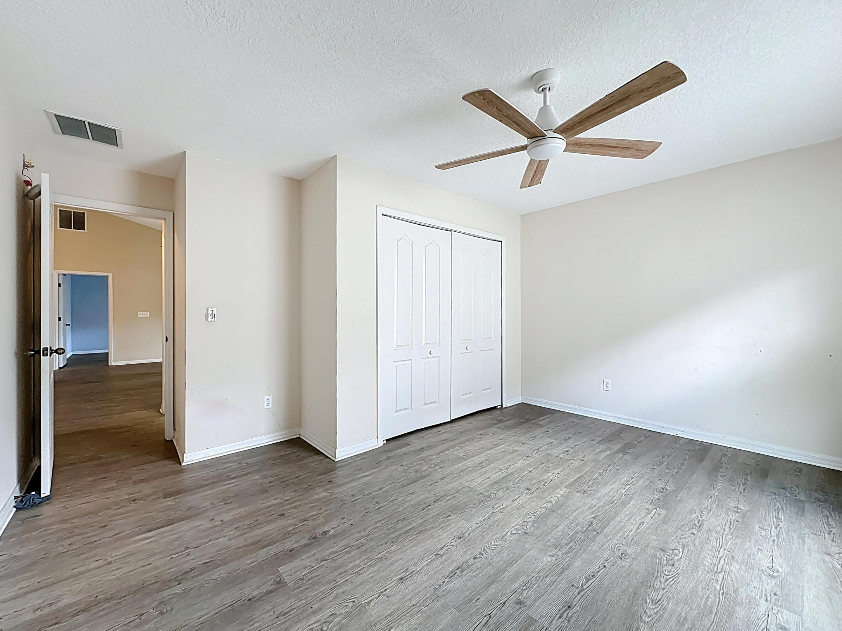 3371 Classic Oak Court Property Photo 36
