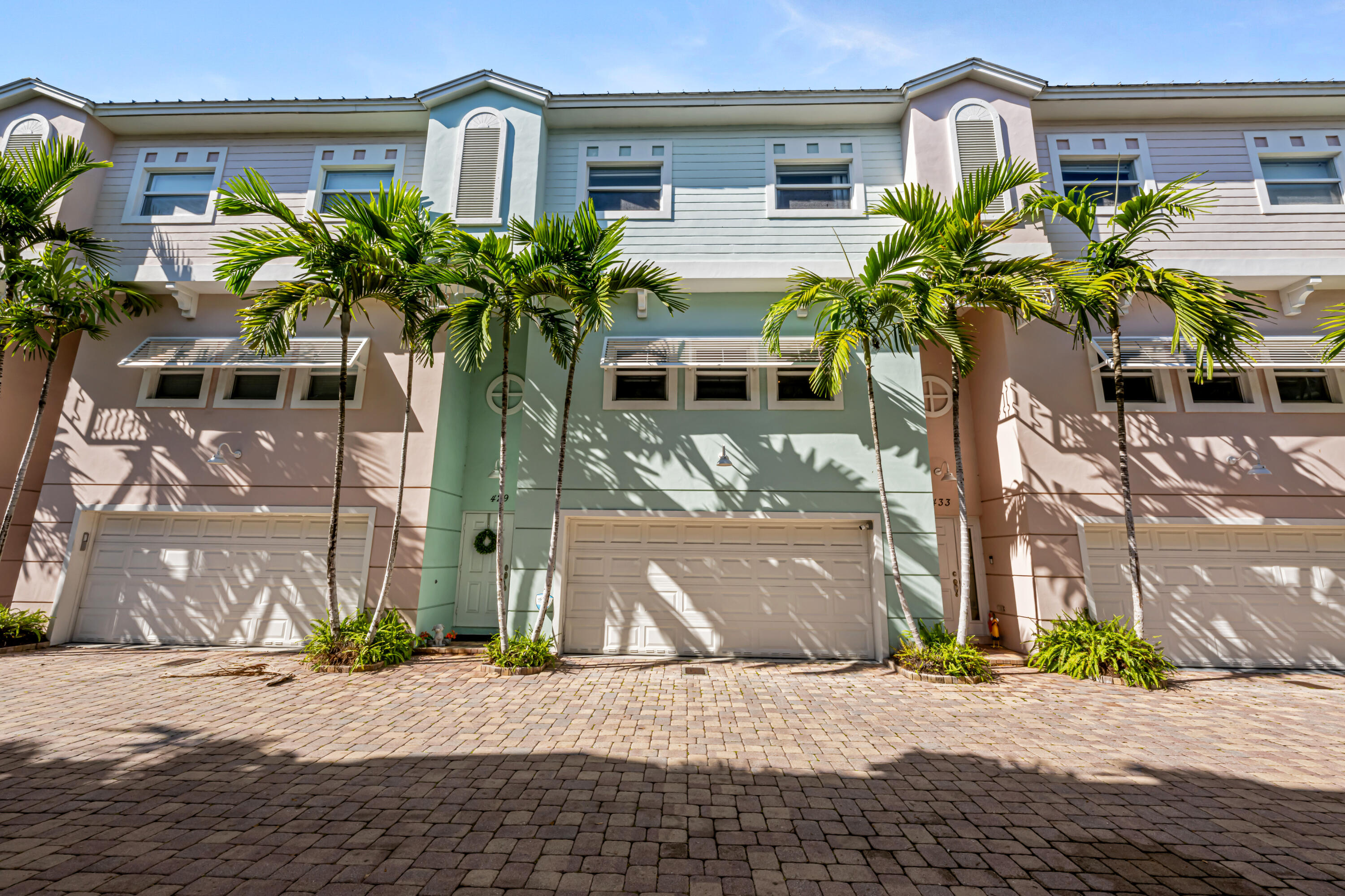 429 NE 1st Street