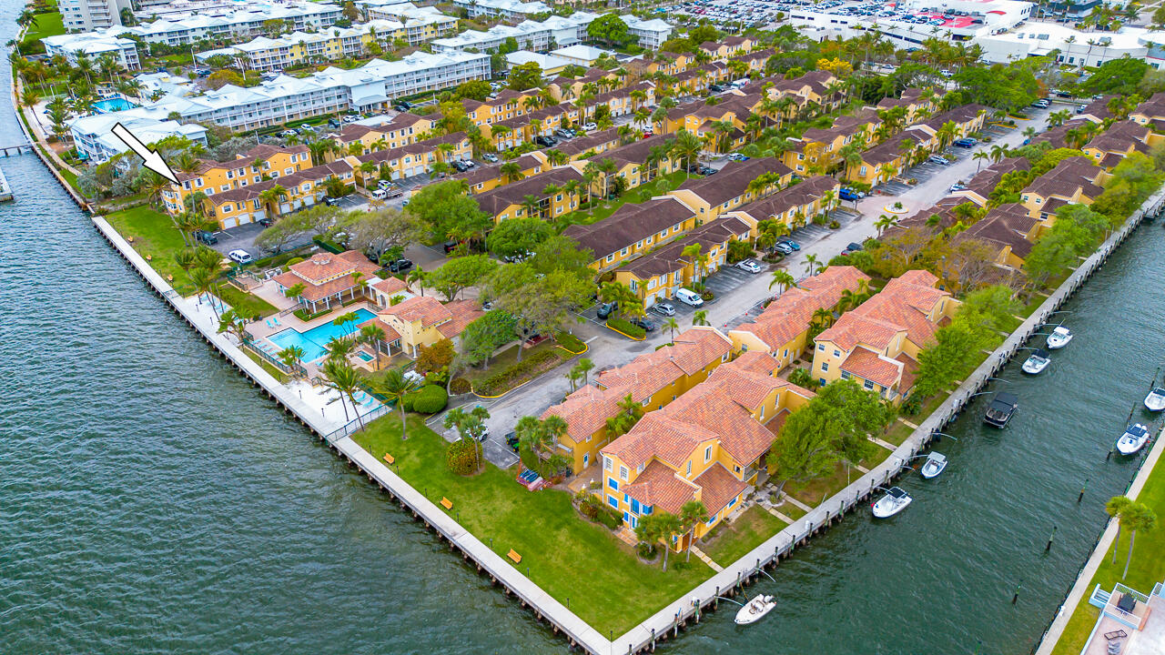 1060 Lake Shore Drive 201 Property Photo 4