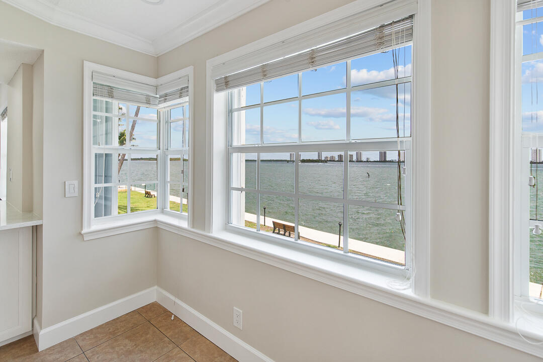 1060 Lake Shore Drive 201 Property Photo 14