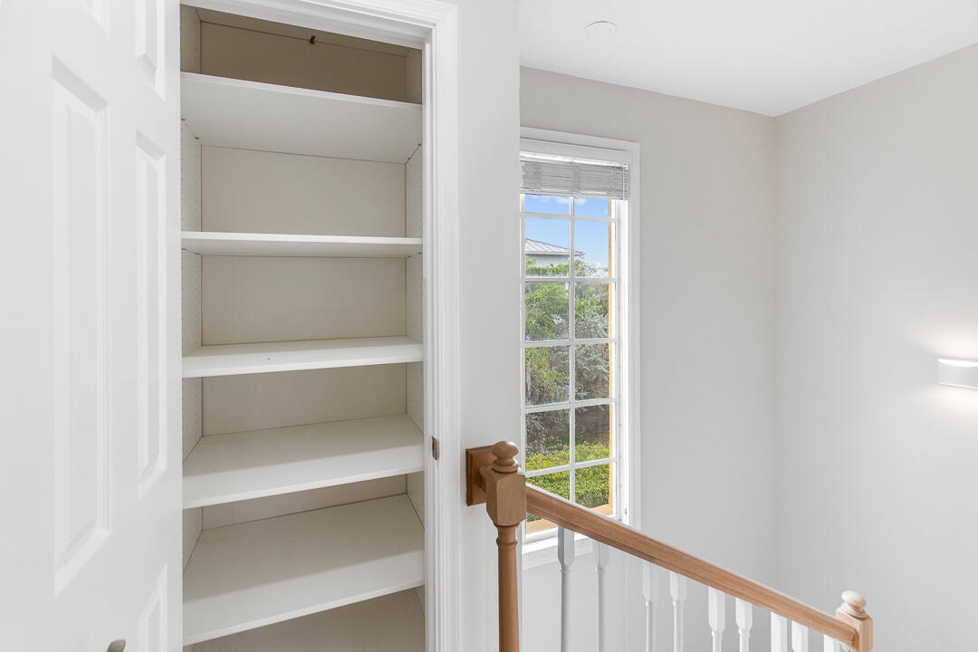 1060 Lake Shore Drive 201 Property Photo 27