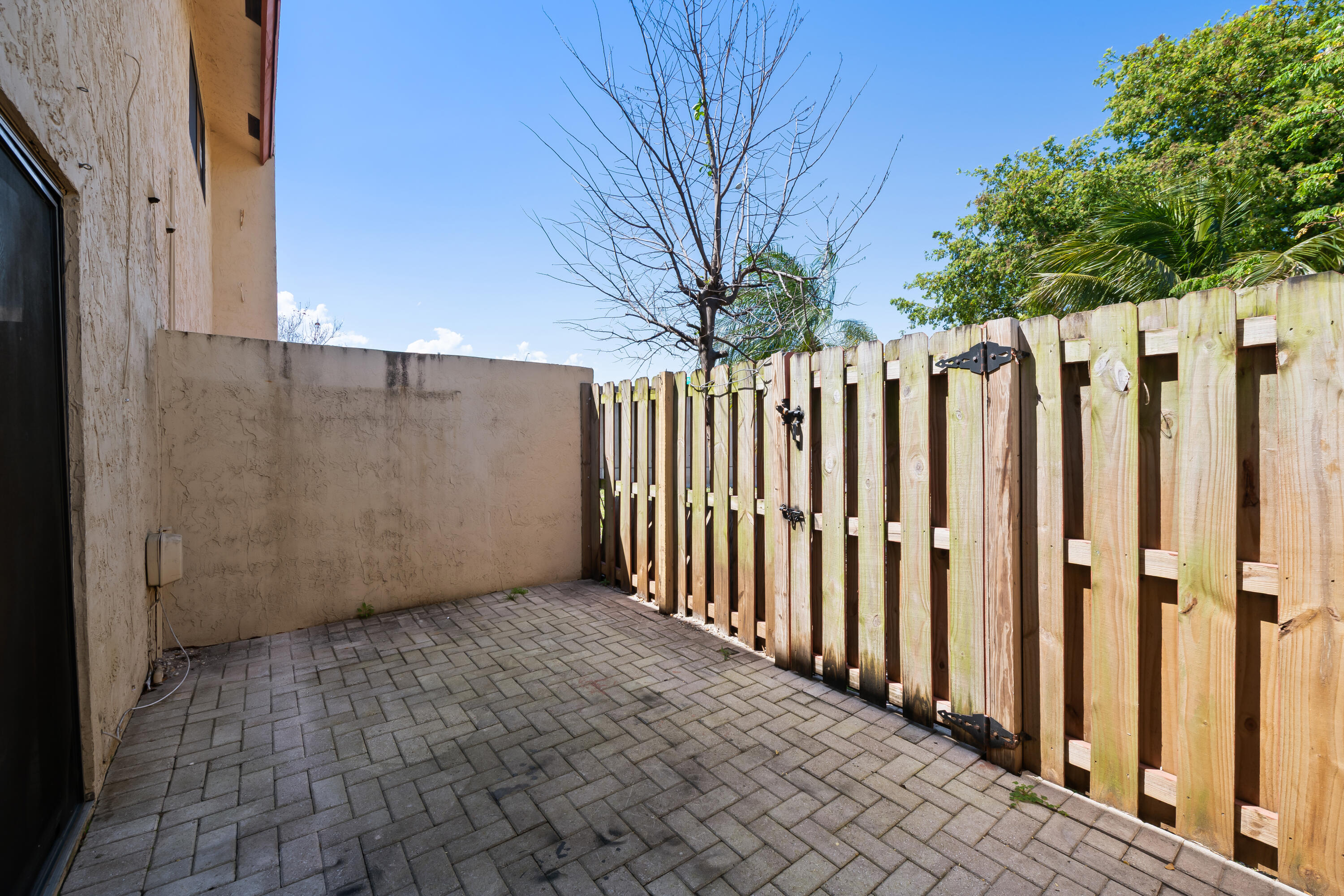 3281 E Golf Boulevard 4 Property Photo 3