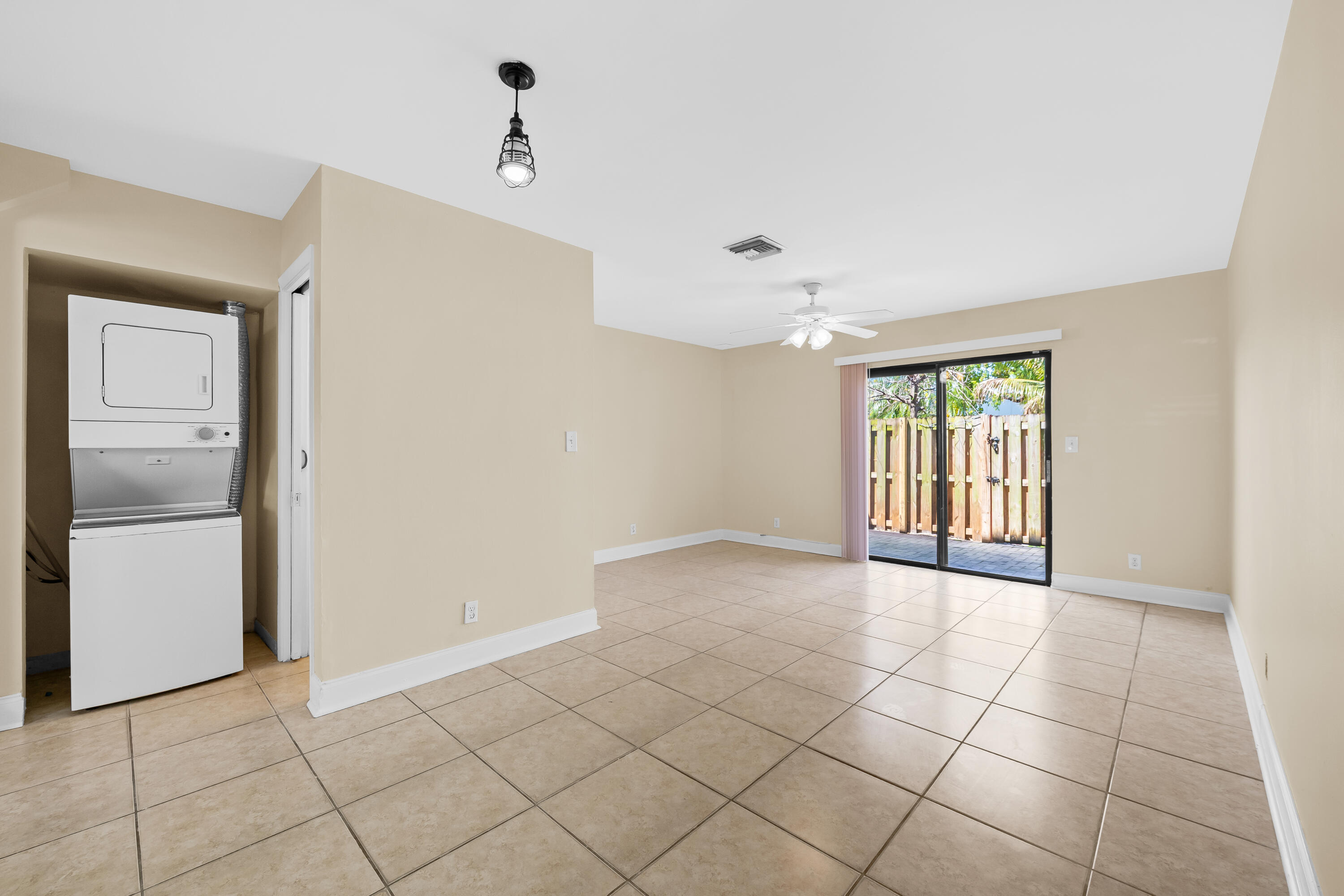 3281 E Golf Boulevard 4 Property Photo 8