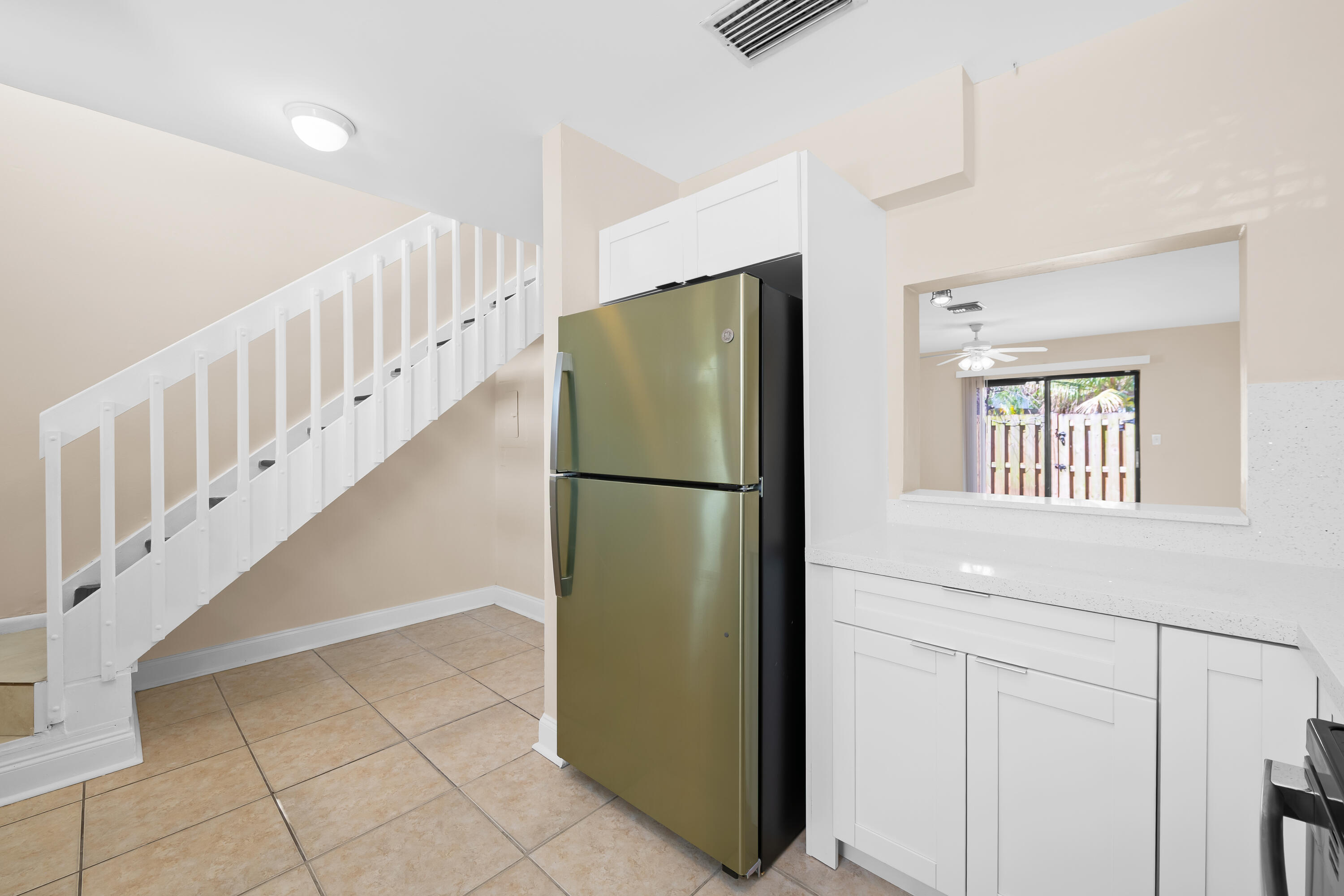 3281 E Golf Boulevard 4 Property Photo 10