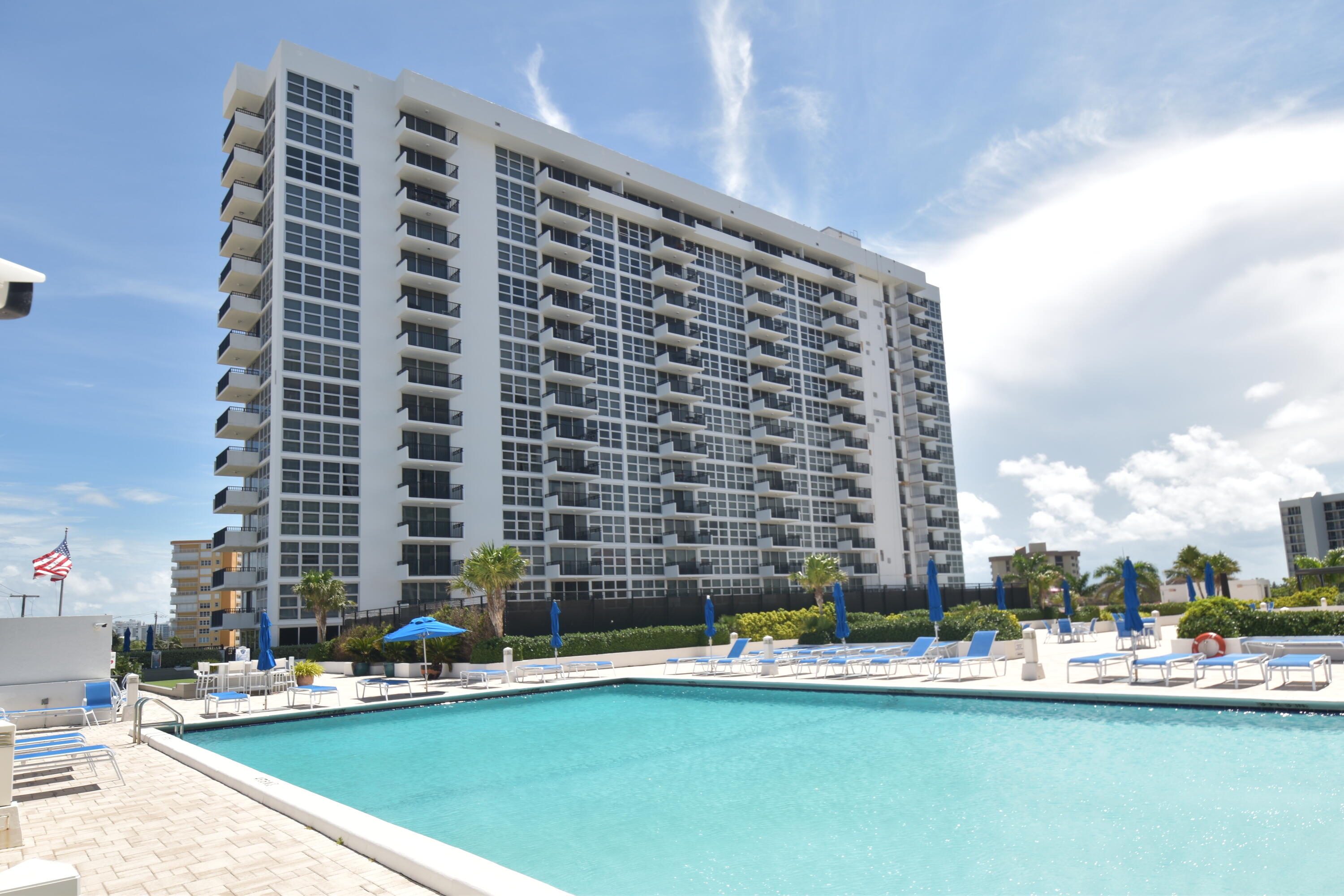 525 N Ocean Boulevard 616 Property Photo 1