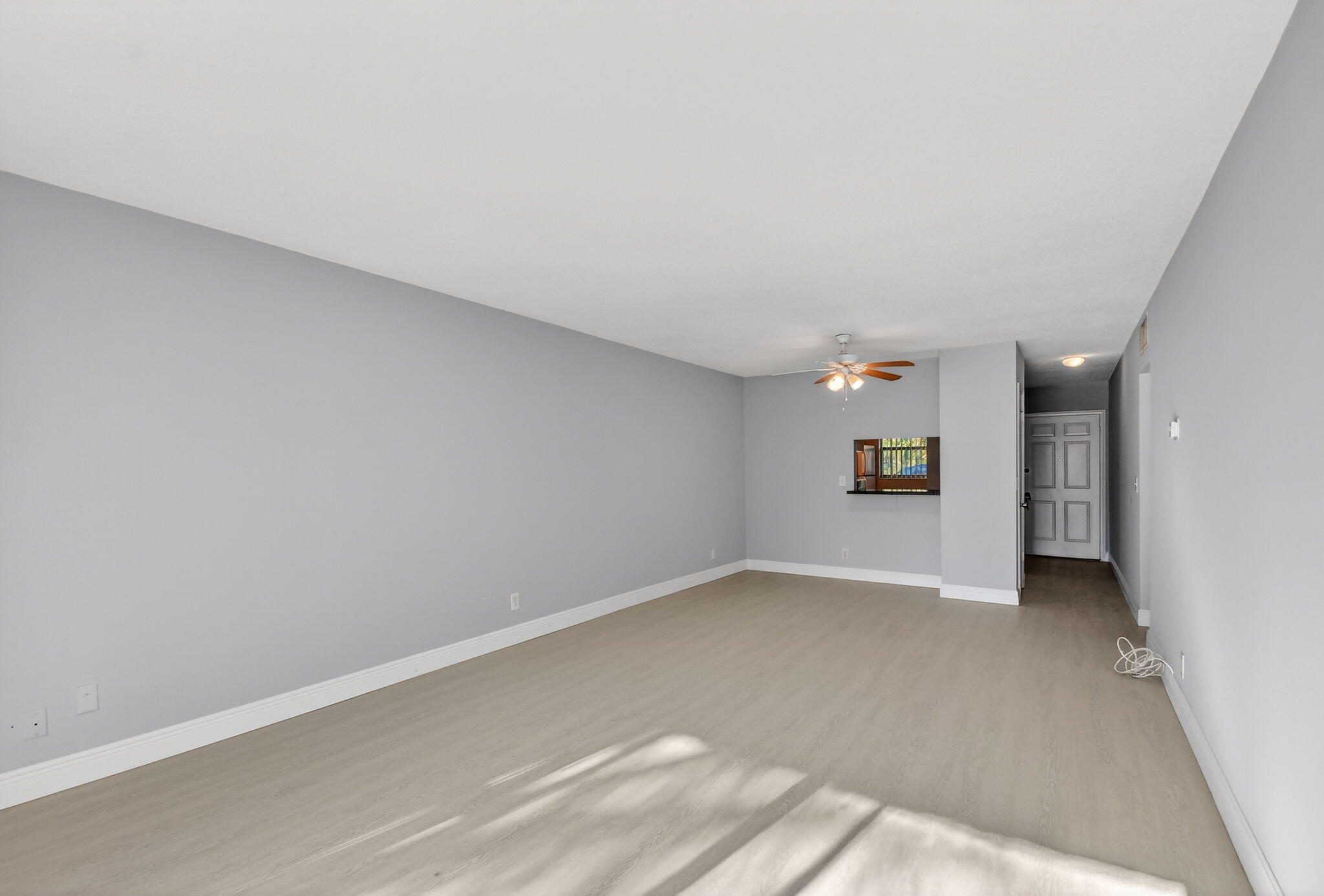 1432 S Lakeside Drive 4 Property Photo 24