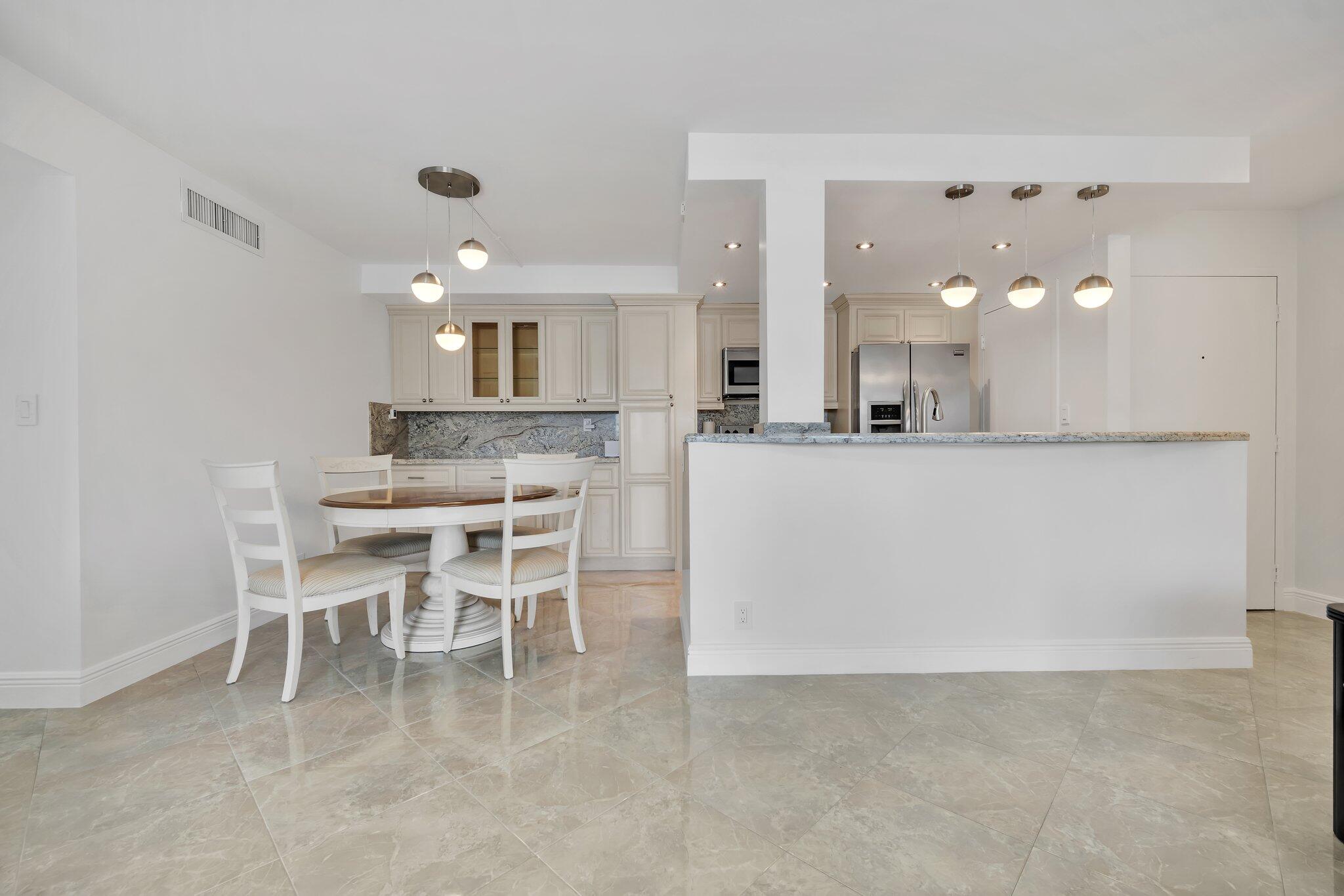 720 Bayshore Drive 304 Property Photo 6
